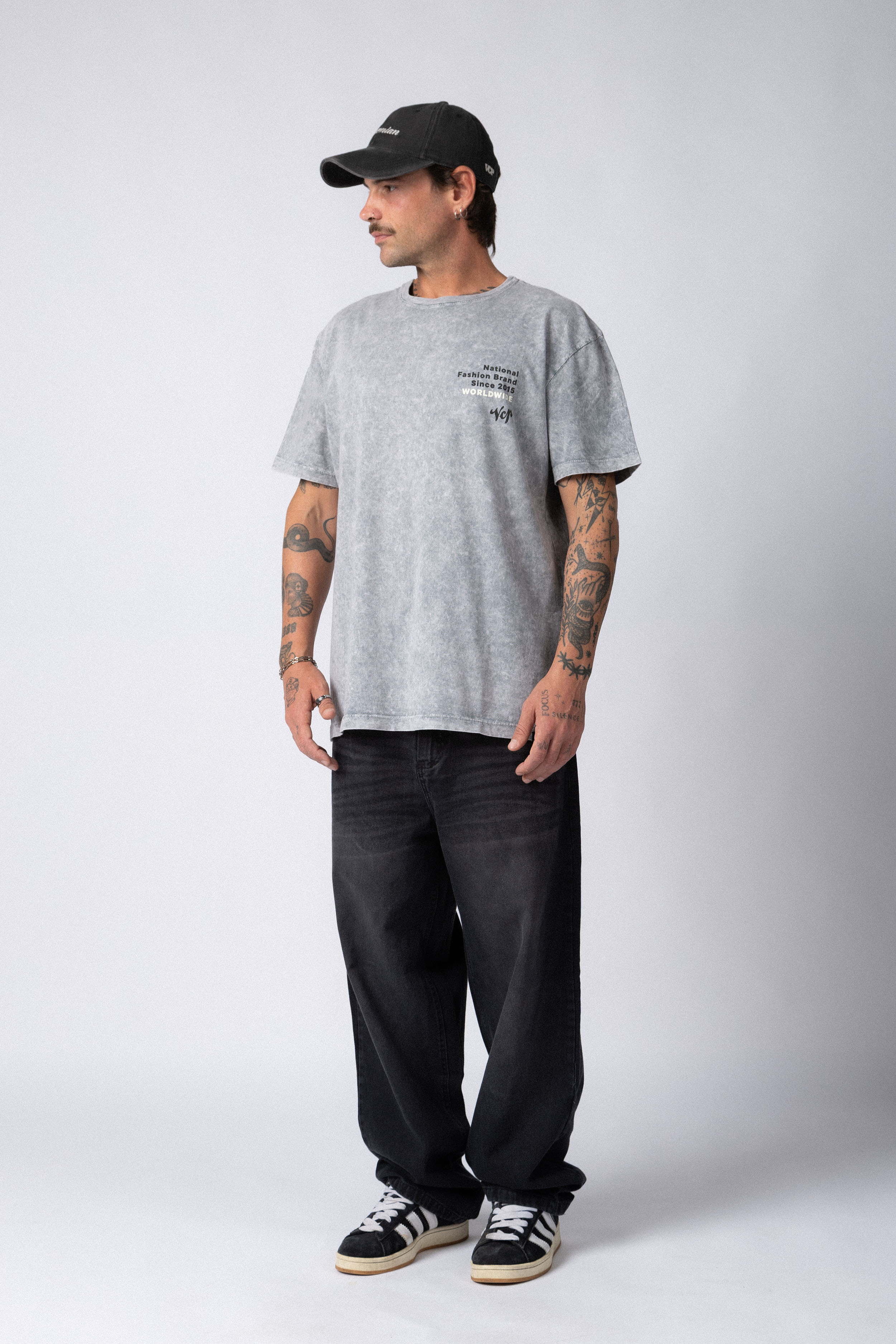 Remera DB Shatter Gris