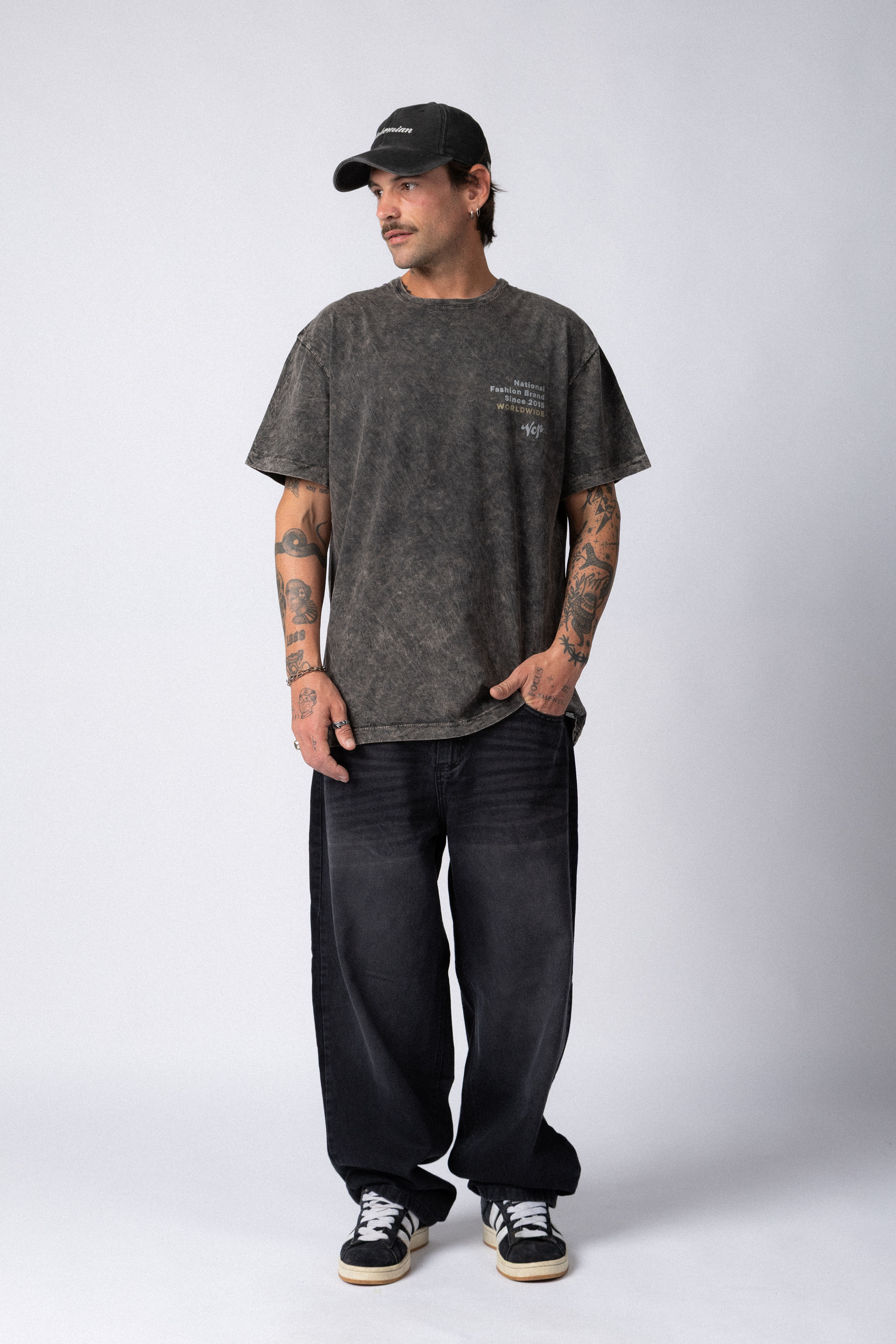 Remera DB Shatter Negra