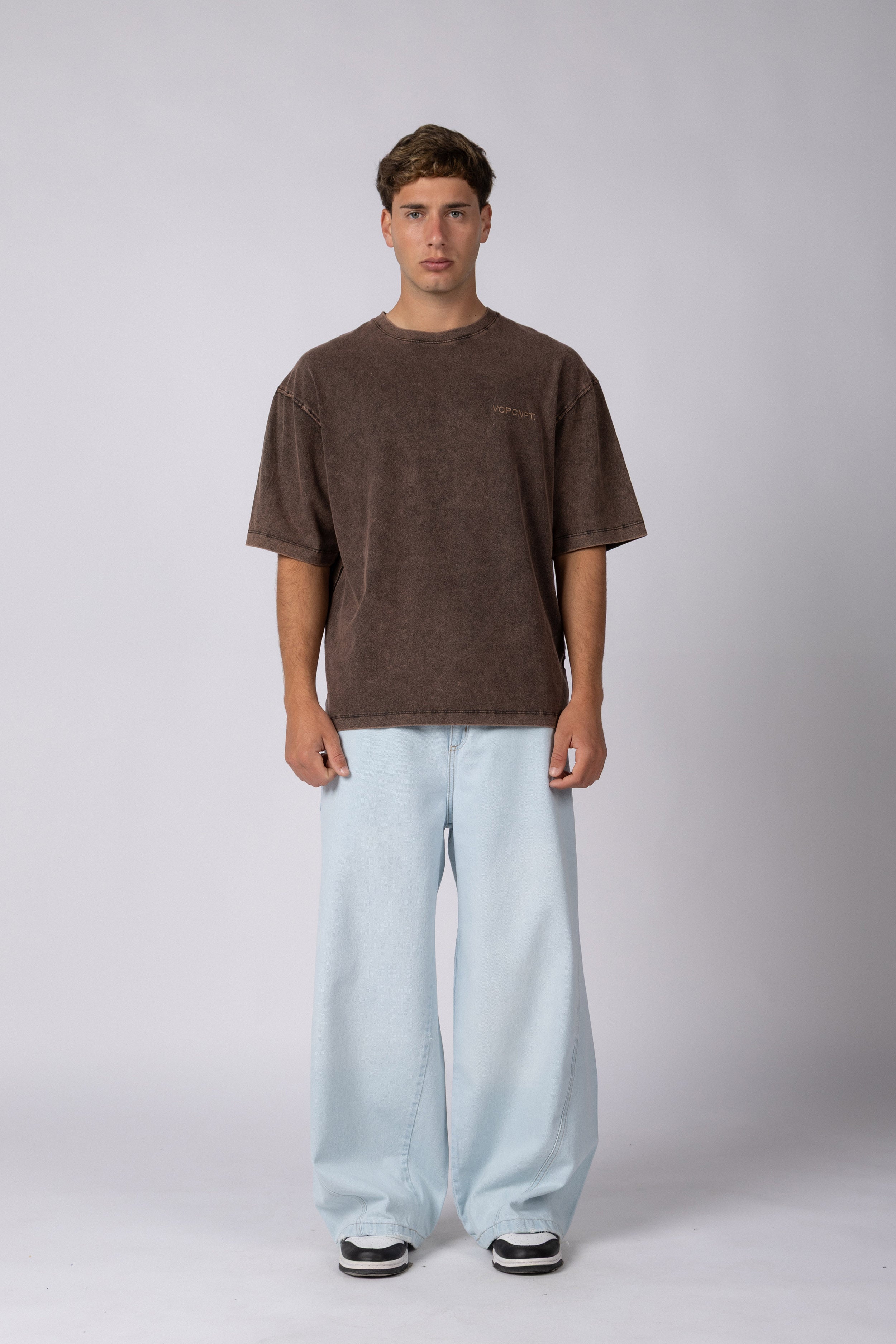 Remera LTS Sign Choco
