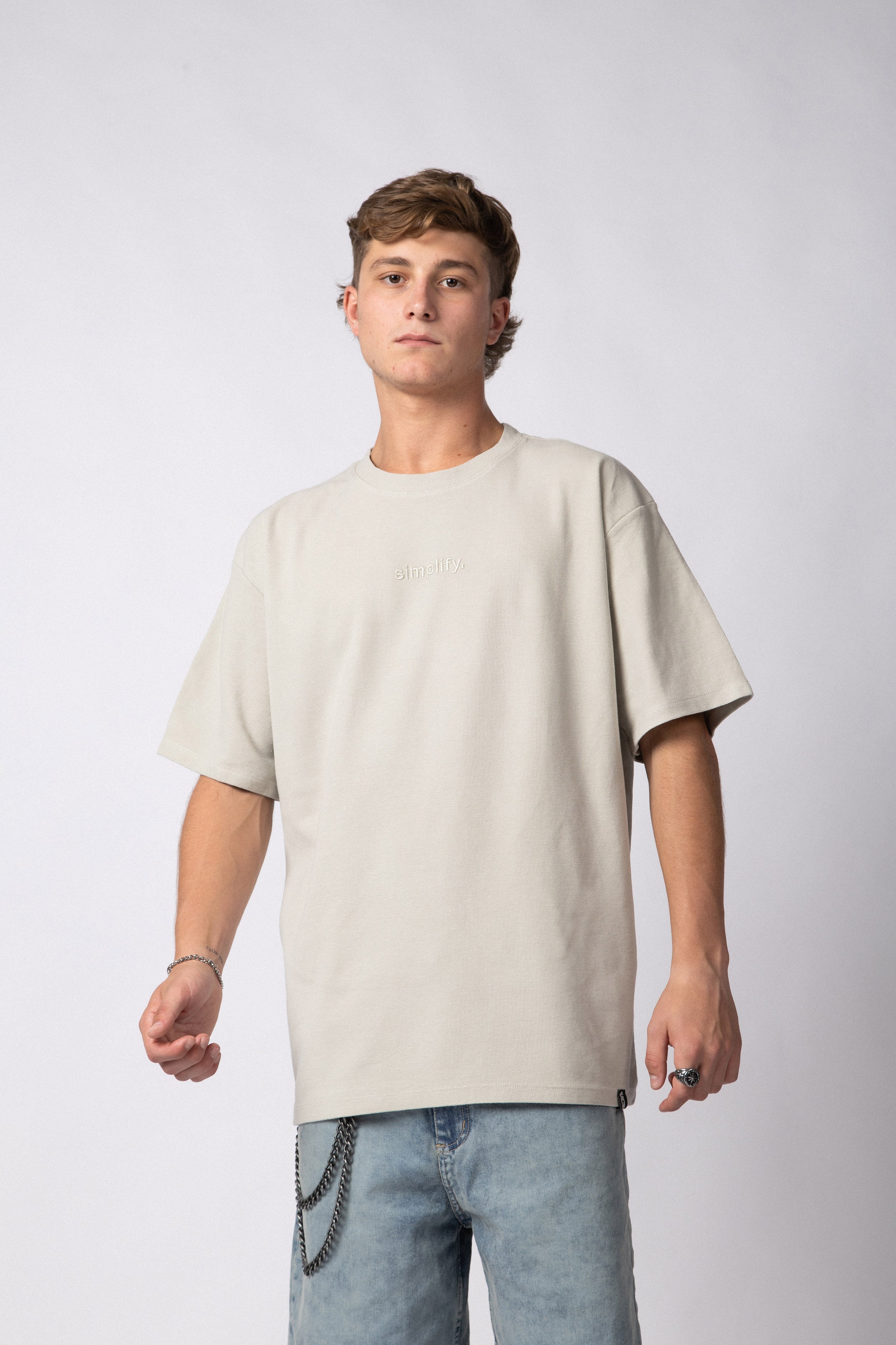 Remera Over Hana Simplify Arena