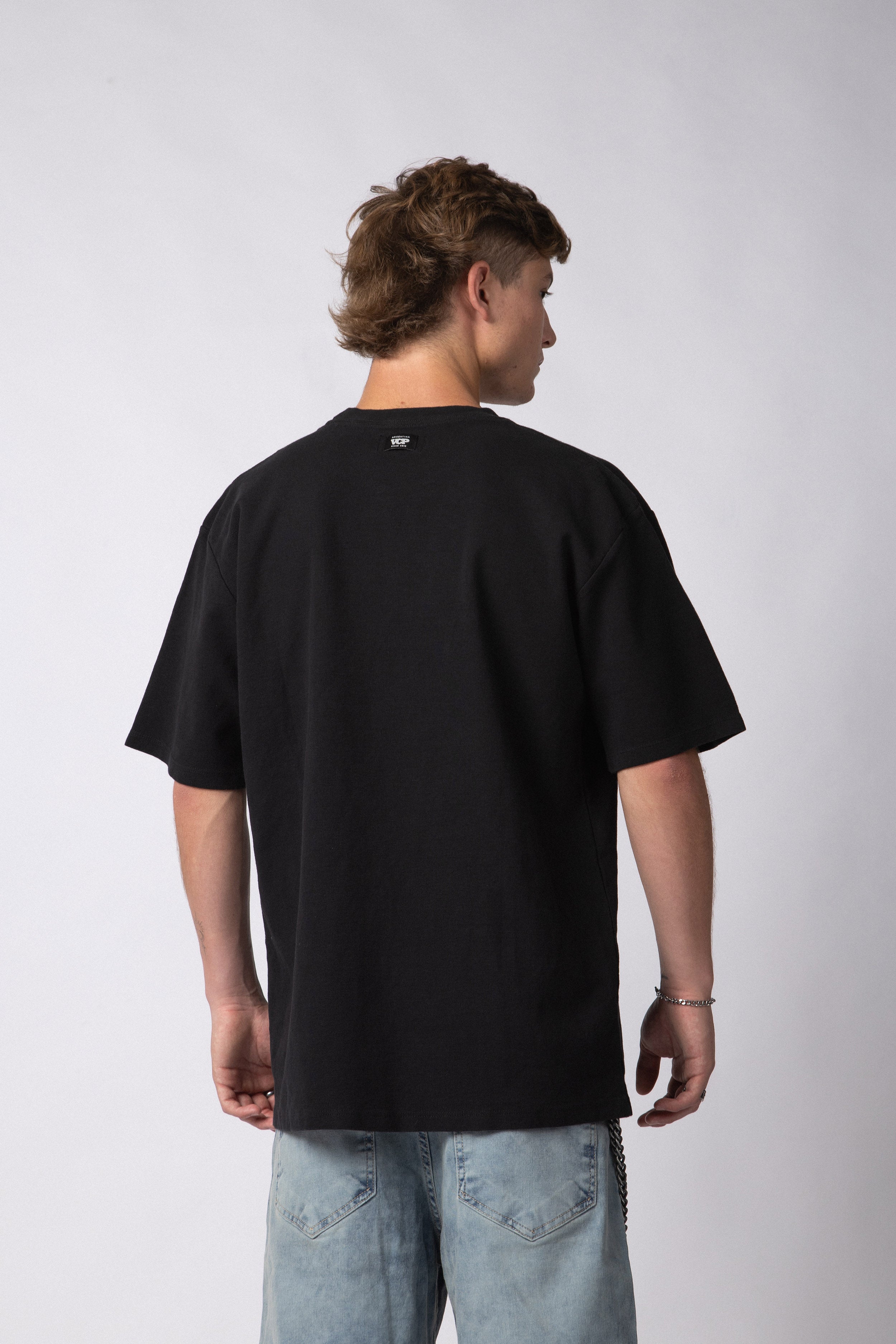 Remera Over Hana Simplify Negra