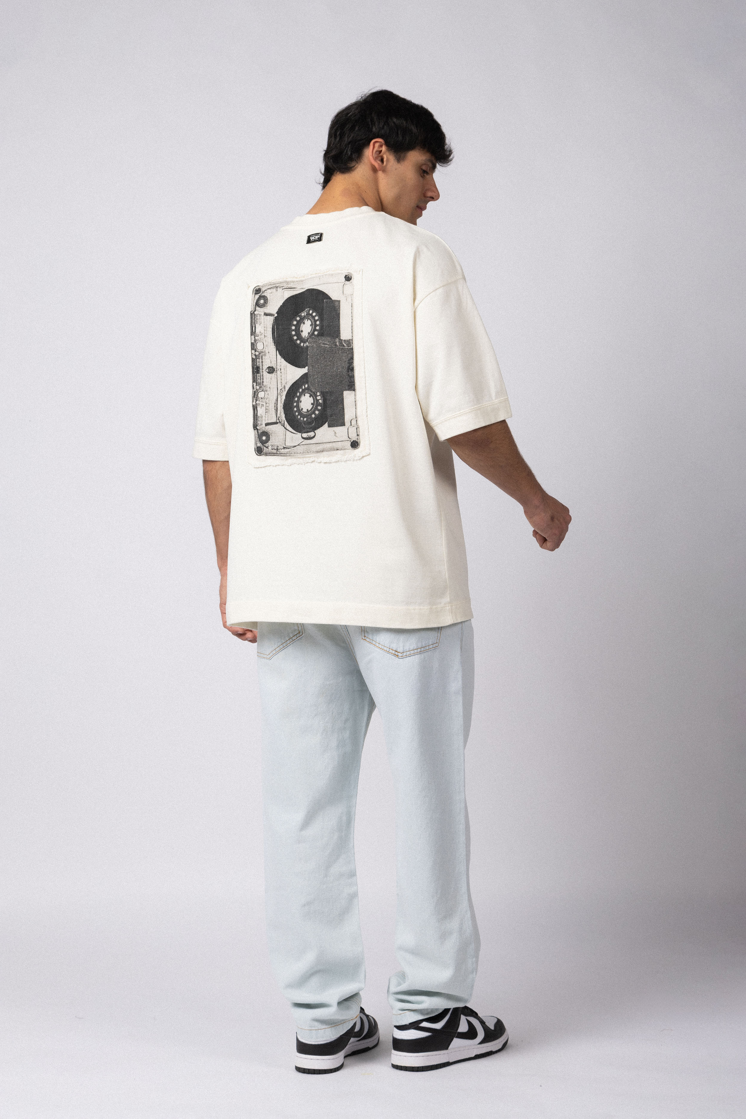Remera Over GR Song Crudo