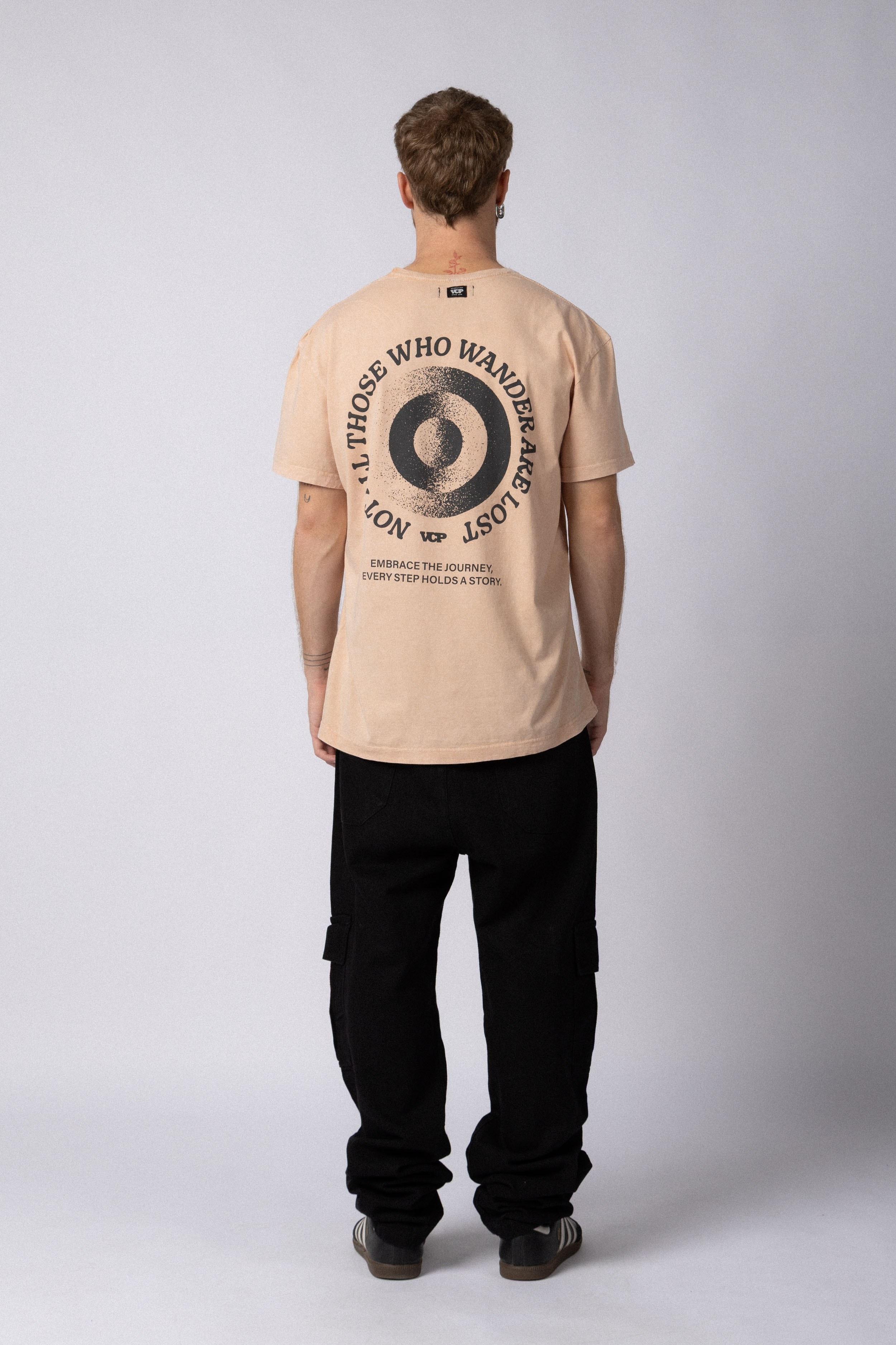 Remera DB Story Beige