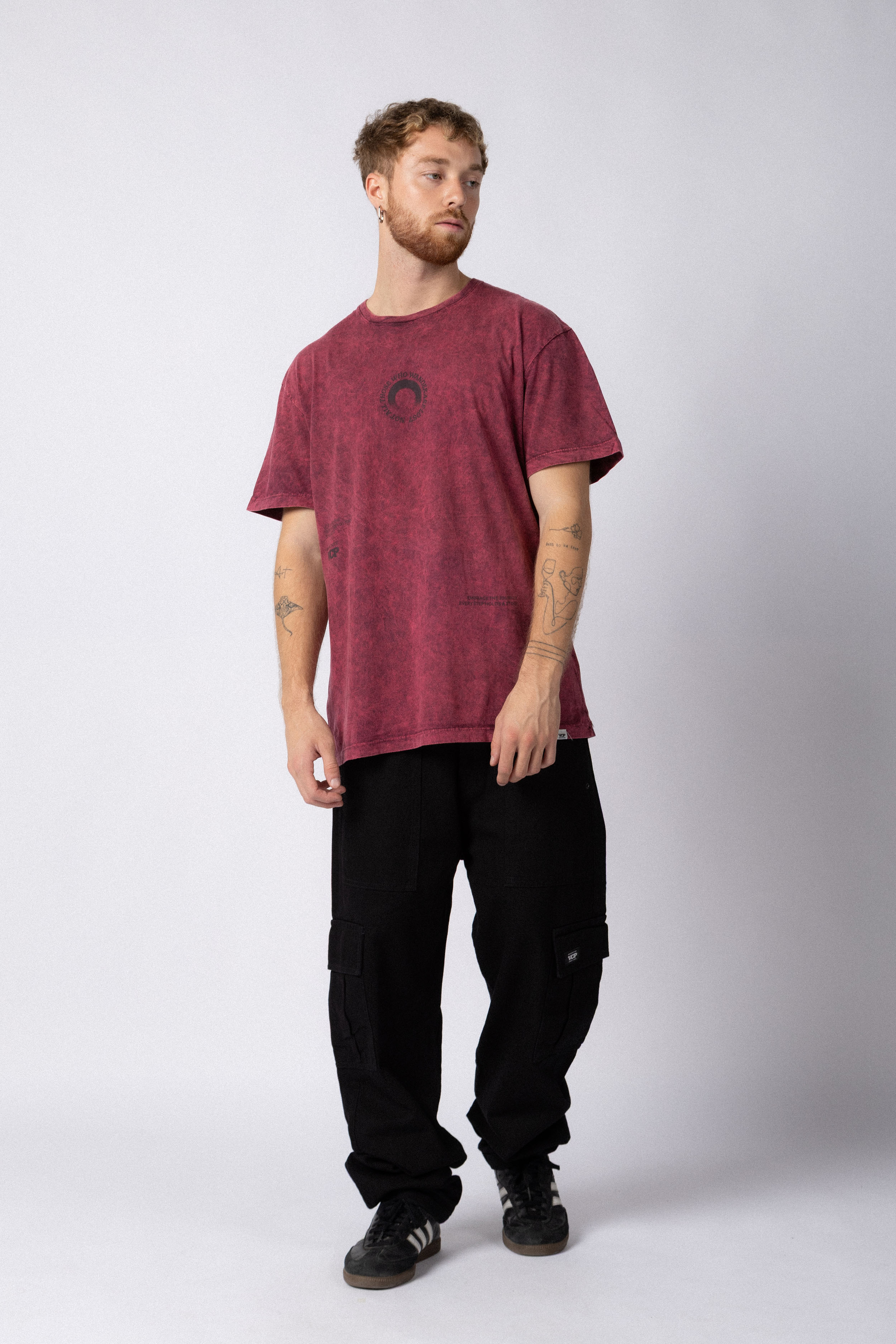 Remera DB Story Bordo