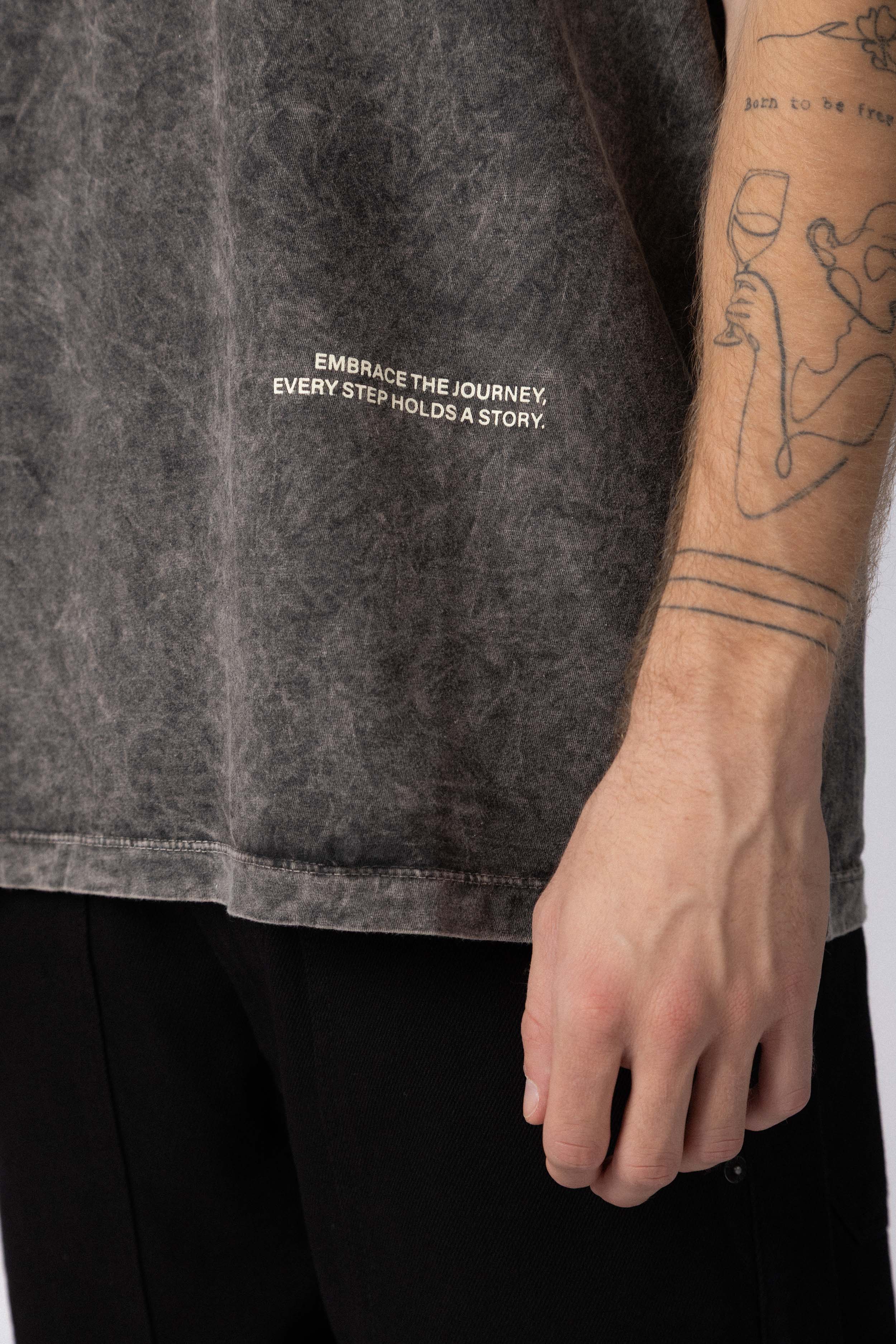 Remera DB Story Negra