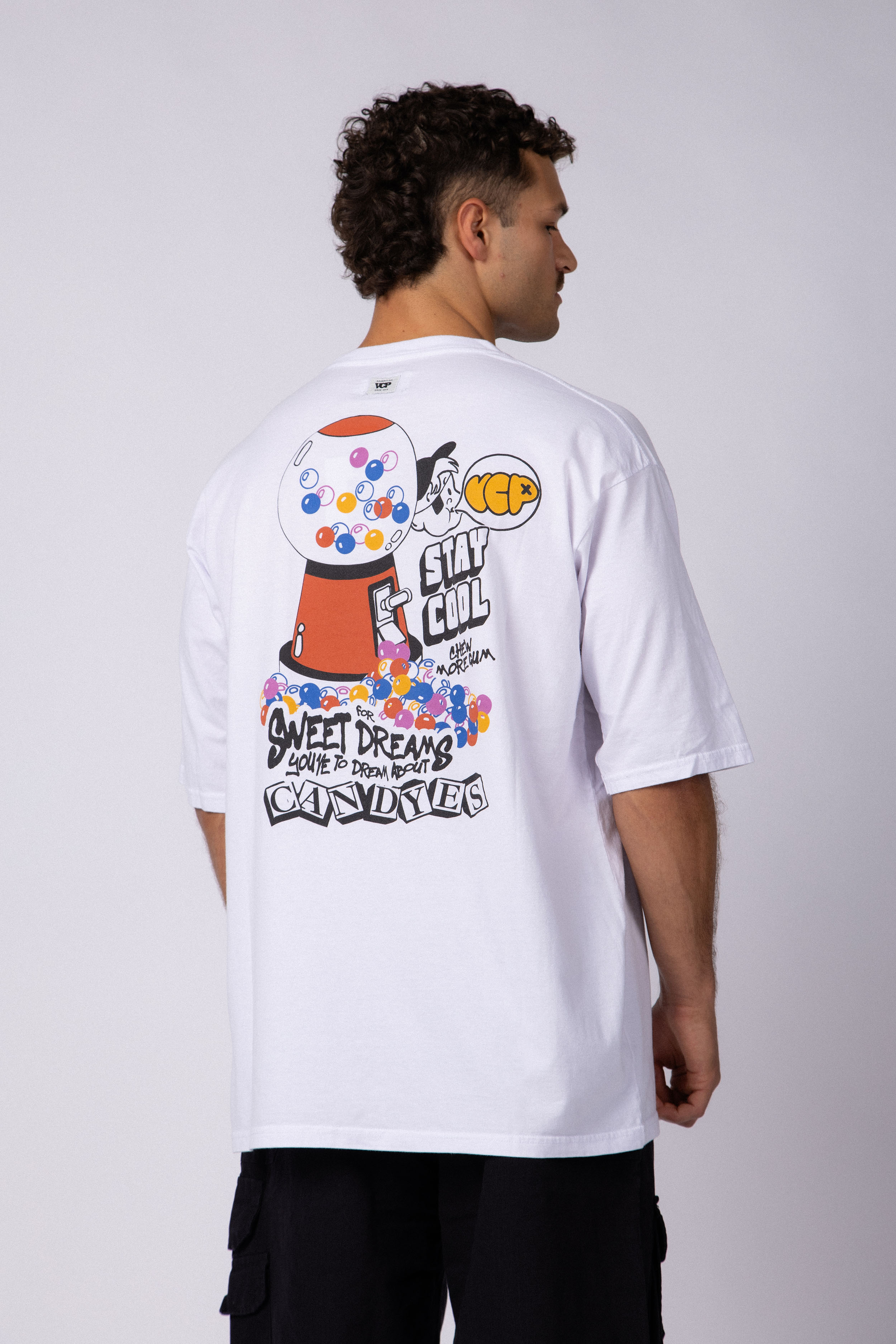 Remera Over Taz Sweet Blanca