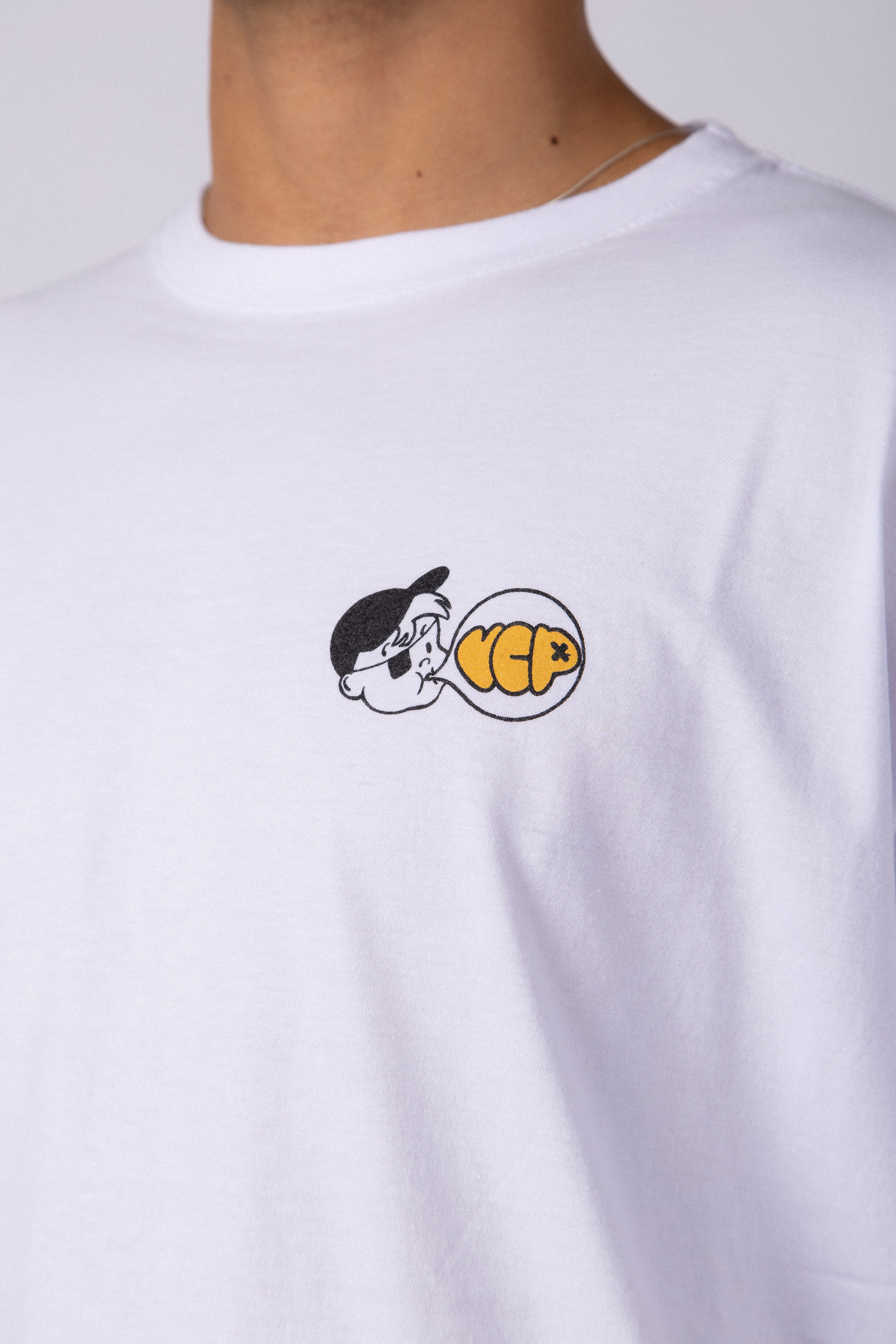 Remera Over Taz Sweet Blanca