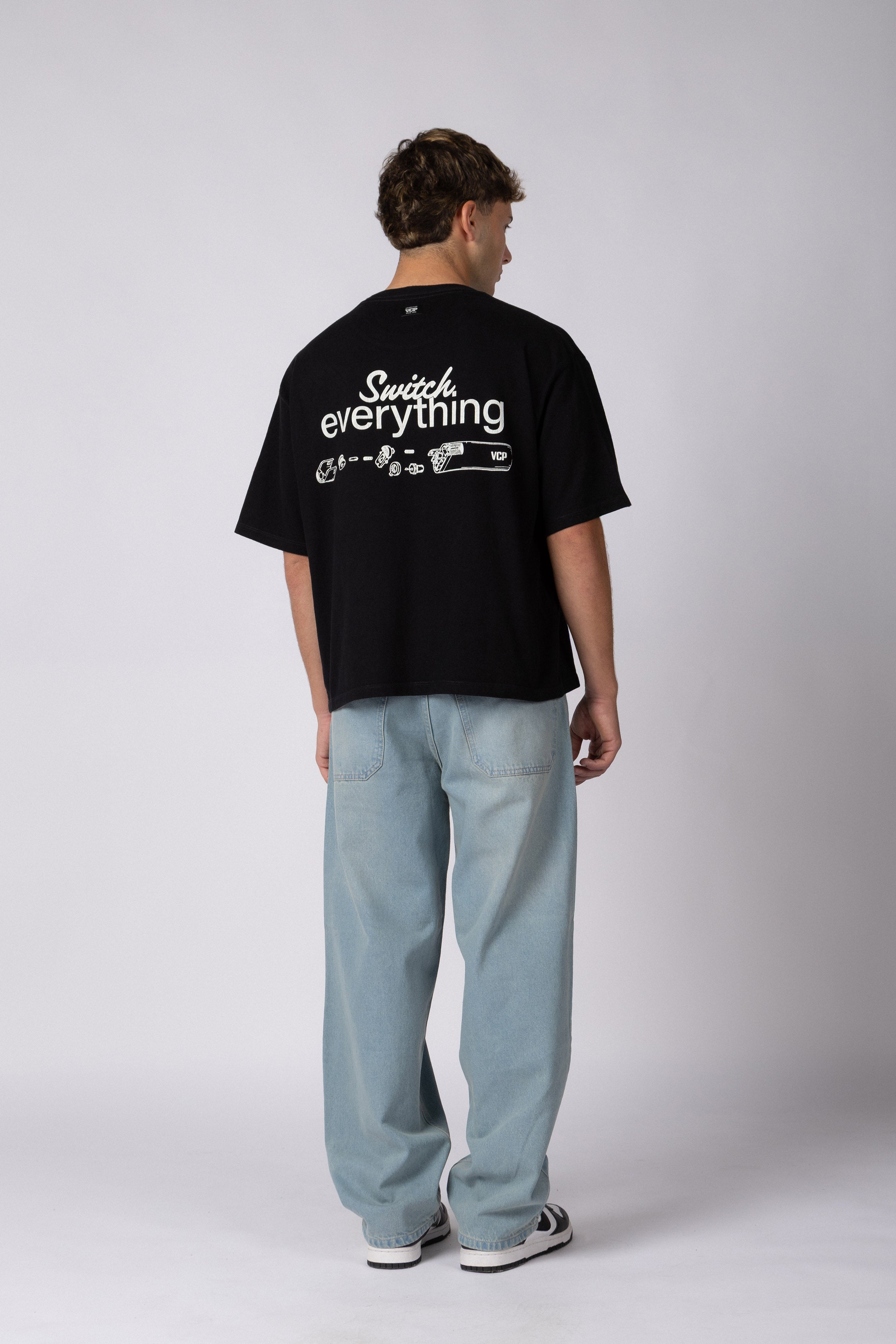Remera Boxy ZX Switch Negra
