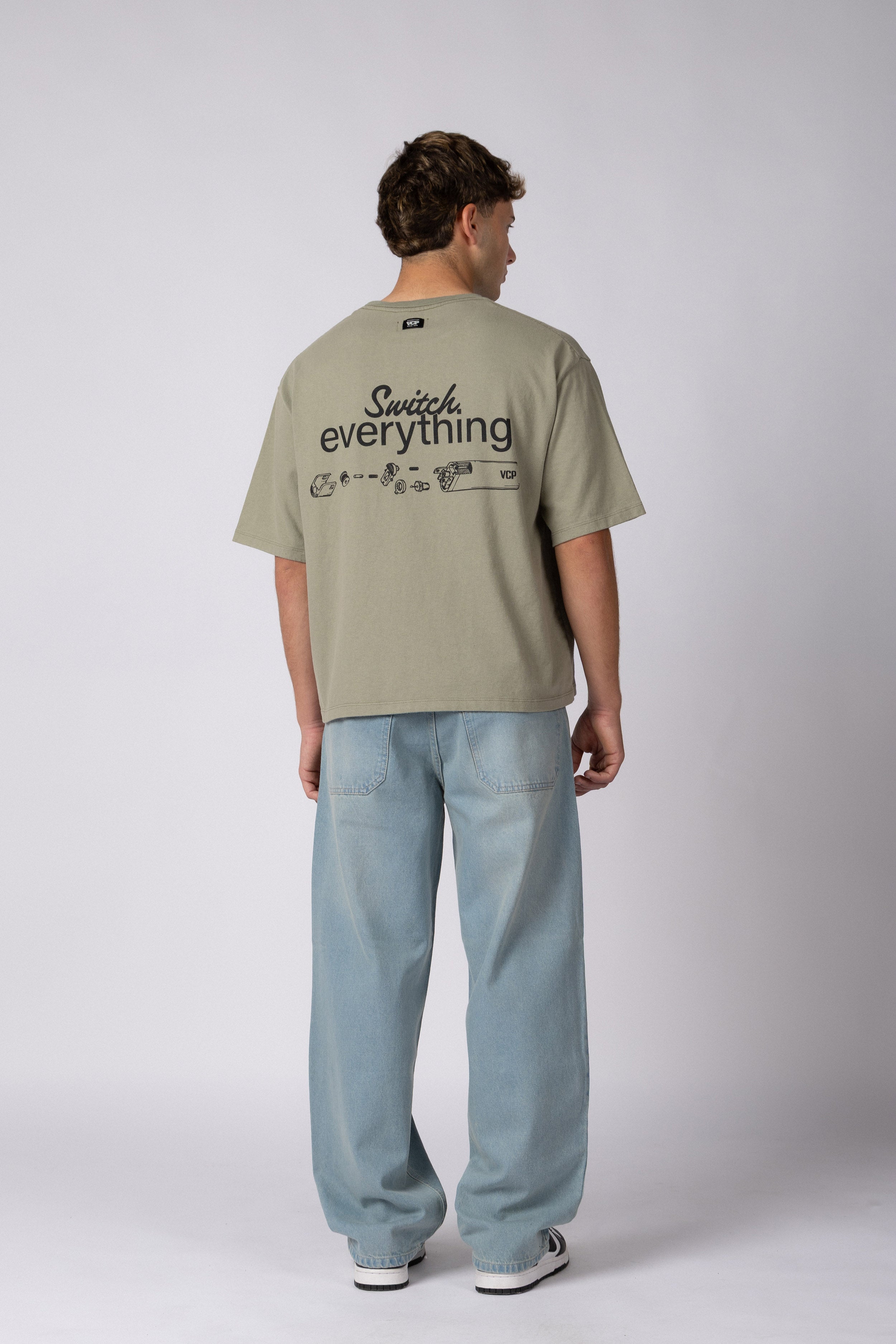 Remera Boxy ZX Switch Oliva