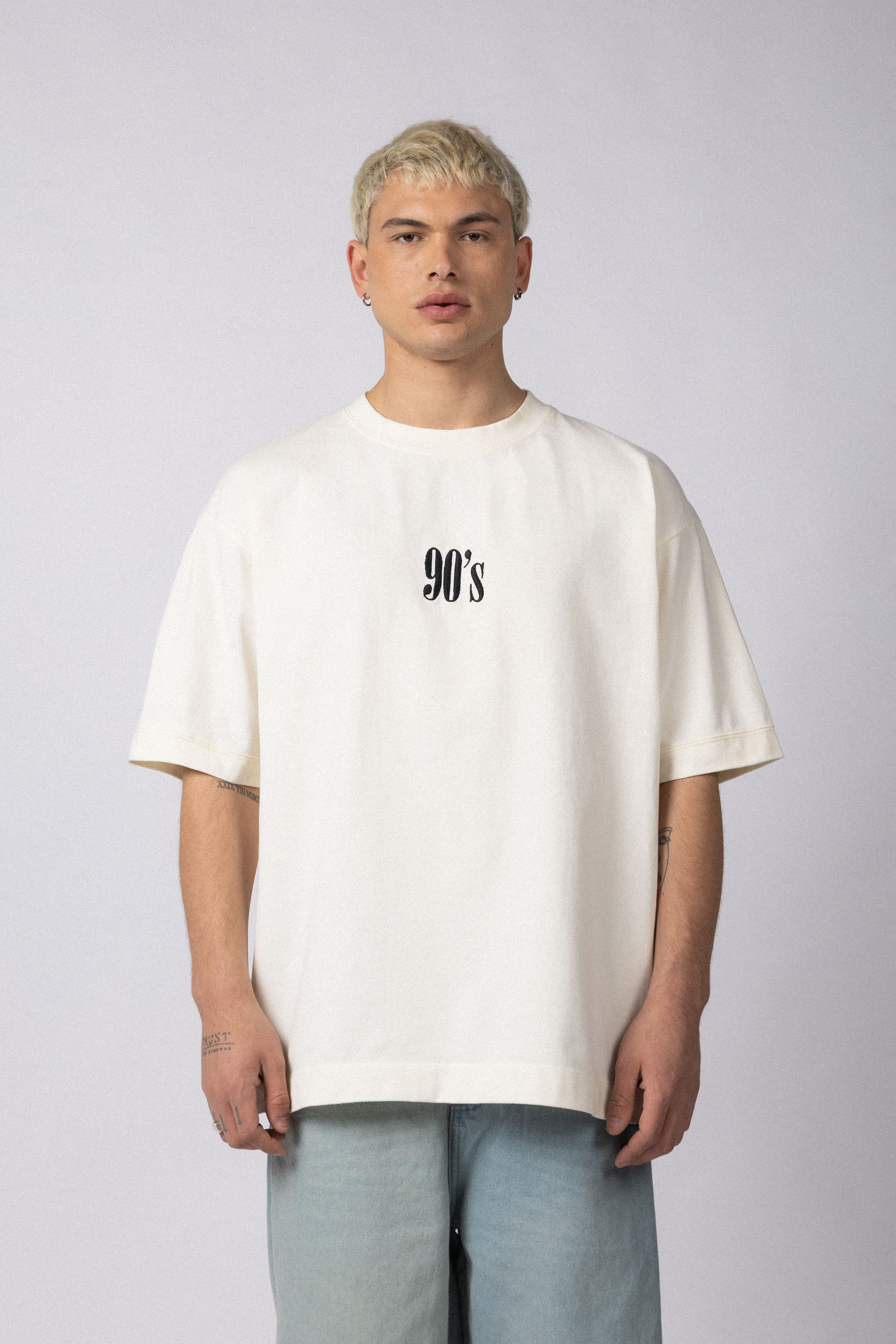 Remera Over GR TV Crudo