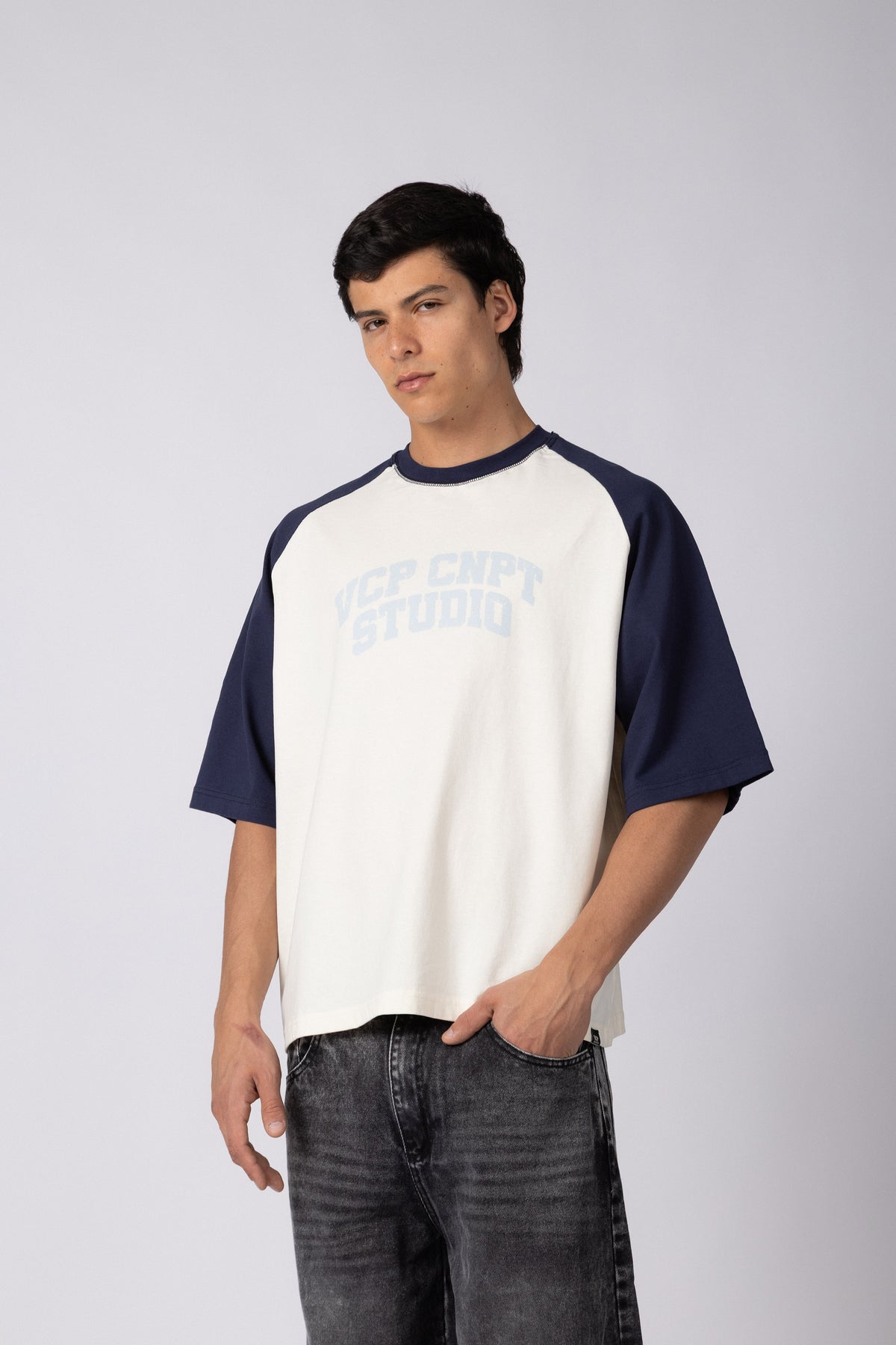 Remera Ace Thesis Navy