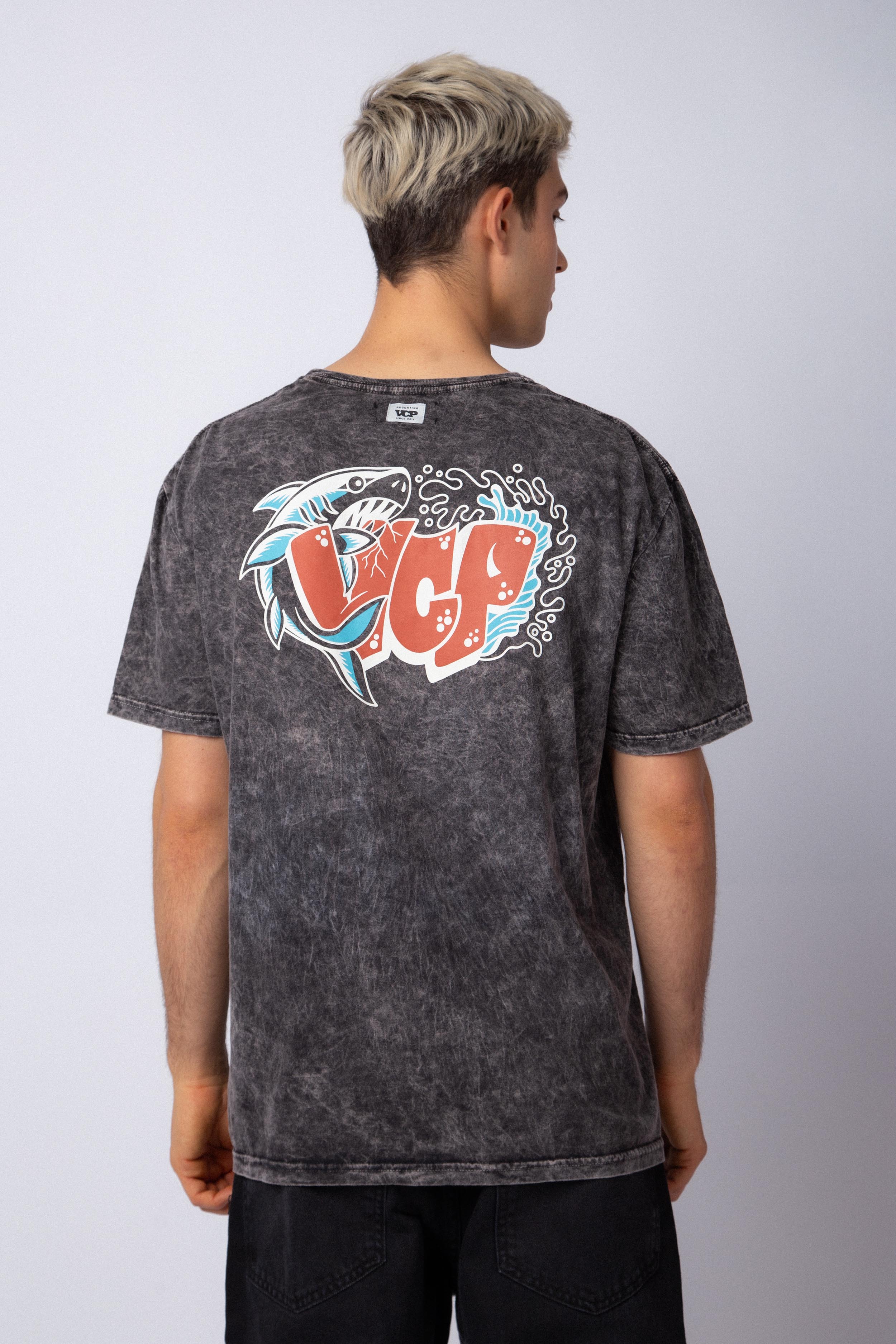 Remera DB Tiburon Negra