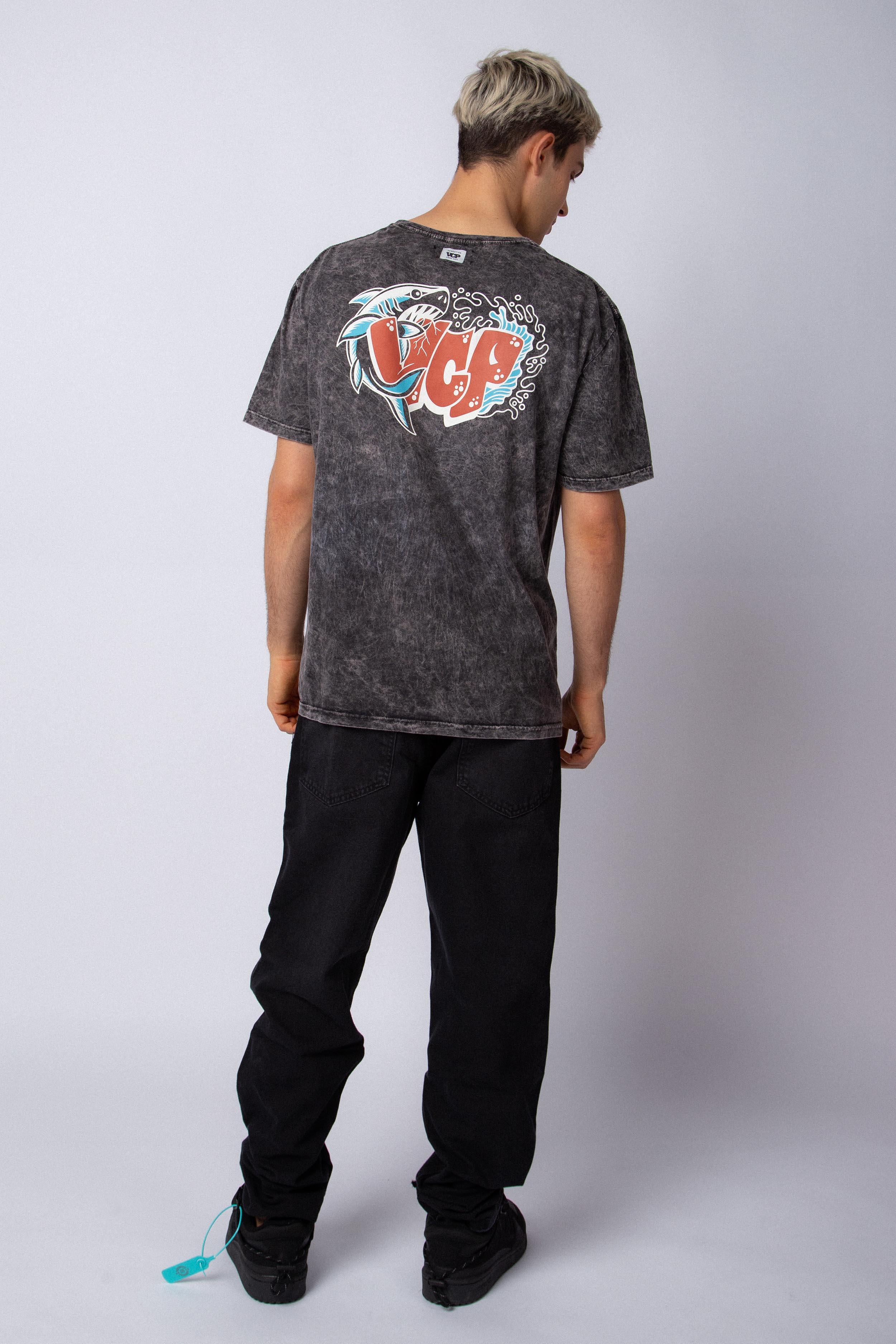 Remera DB Tiburon Negra
