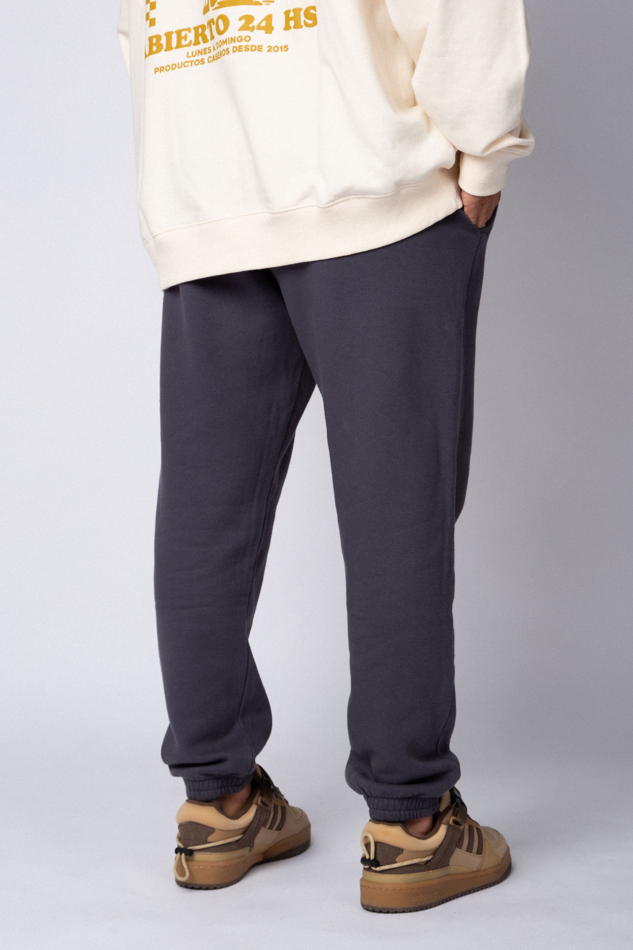 Jogger Over Jam Topo