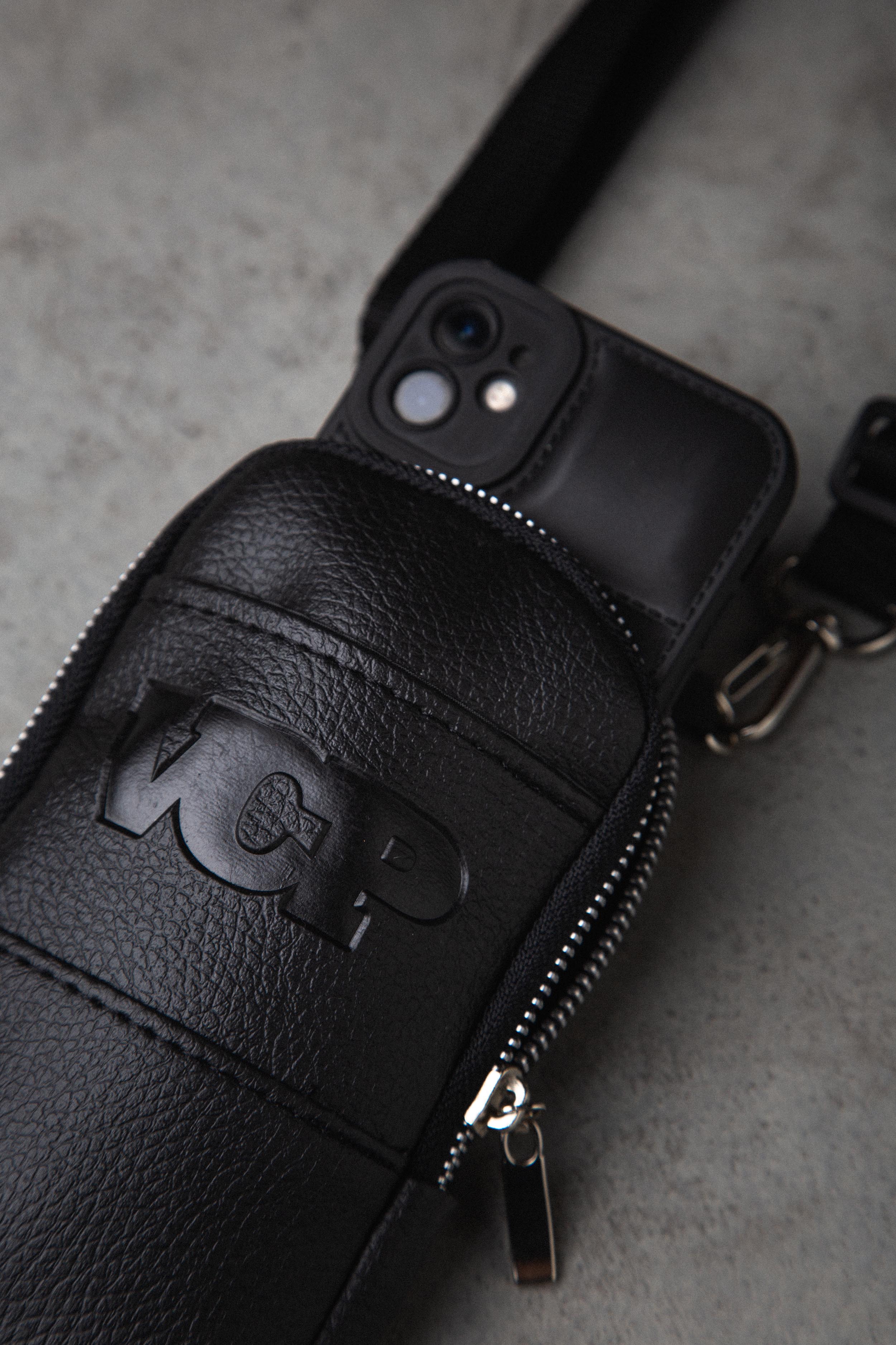 Porta Celular URL PU Negro