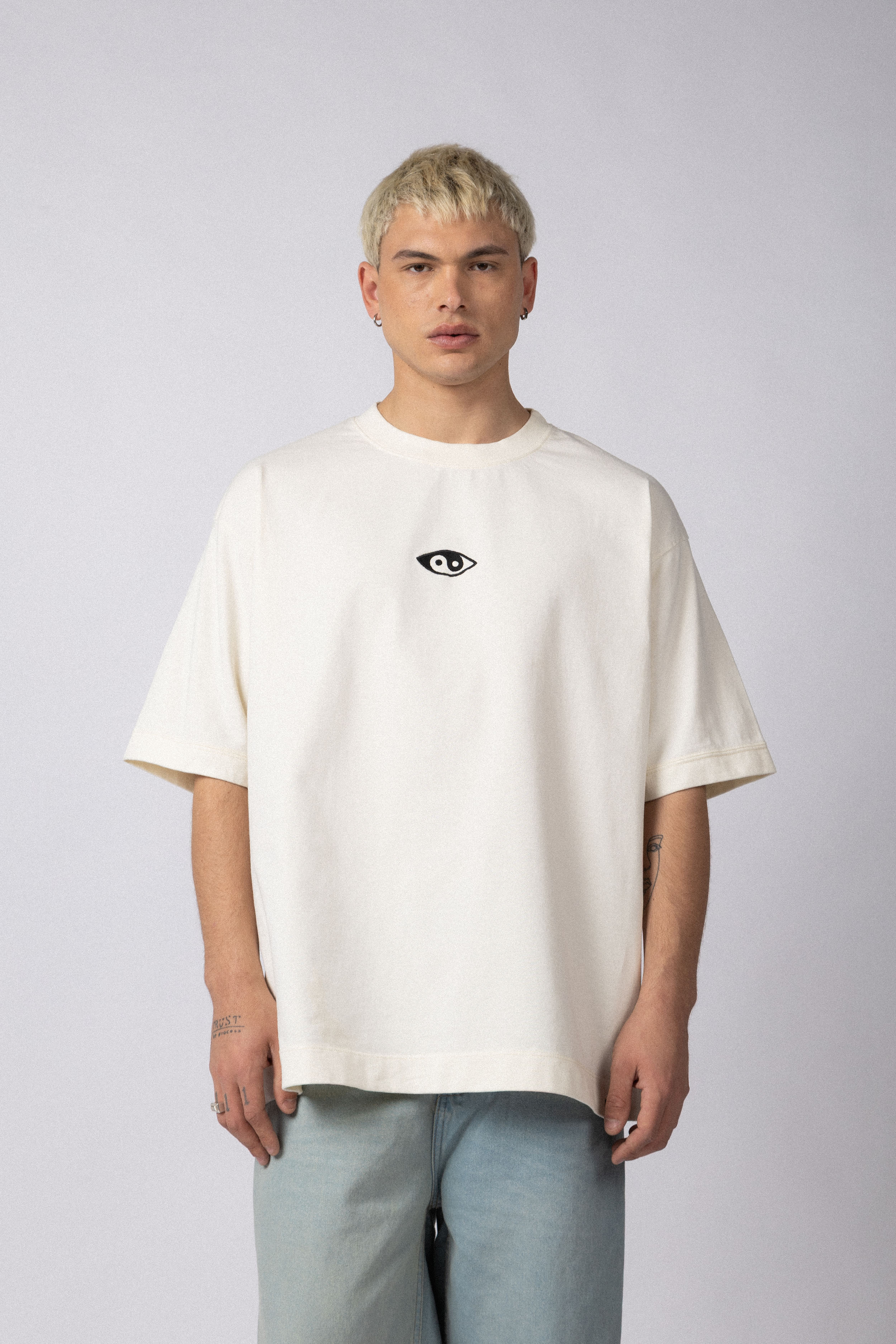 Remera Over GR View Crudo