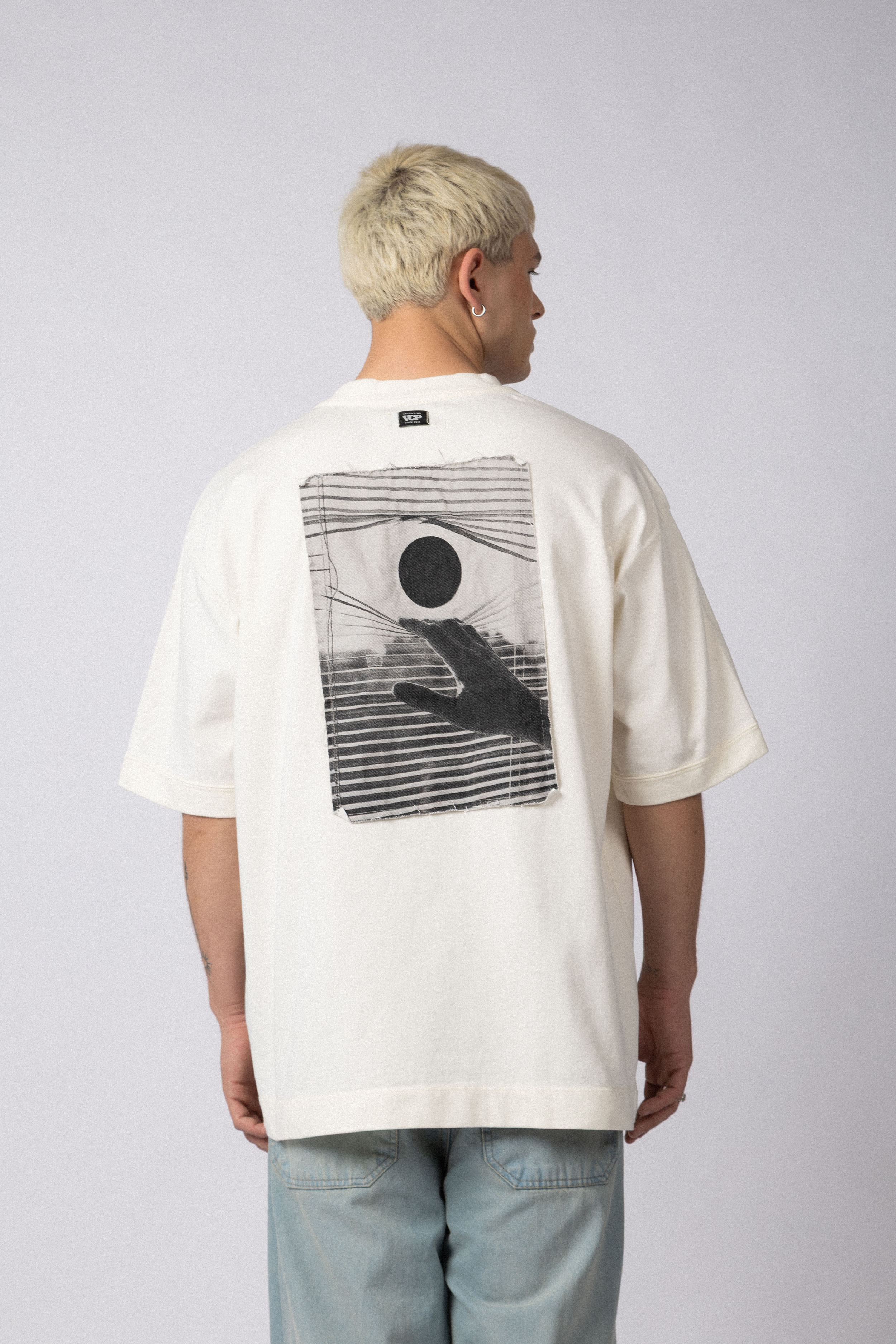 Remera Over GR View Crudo