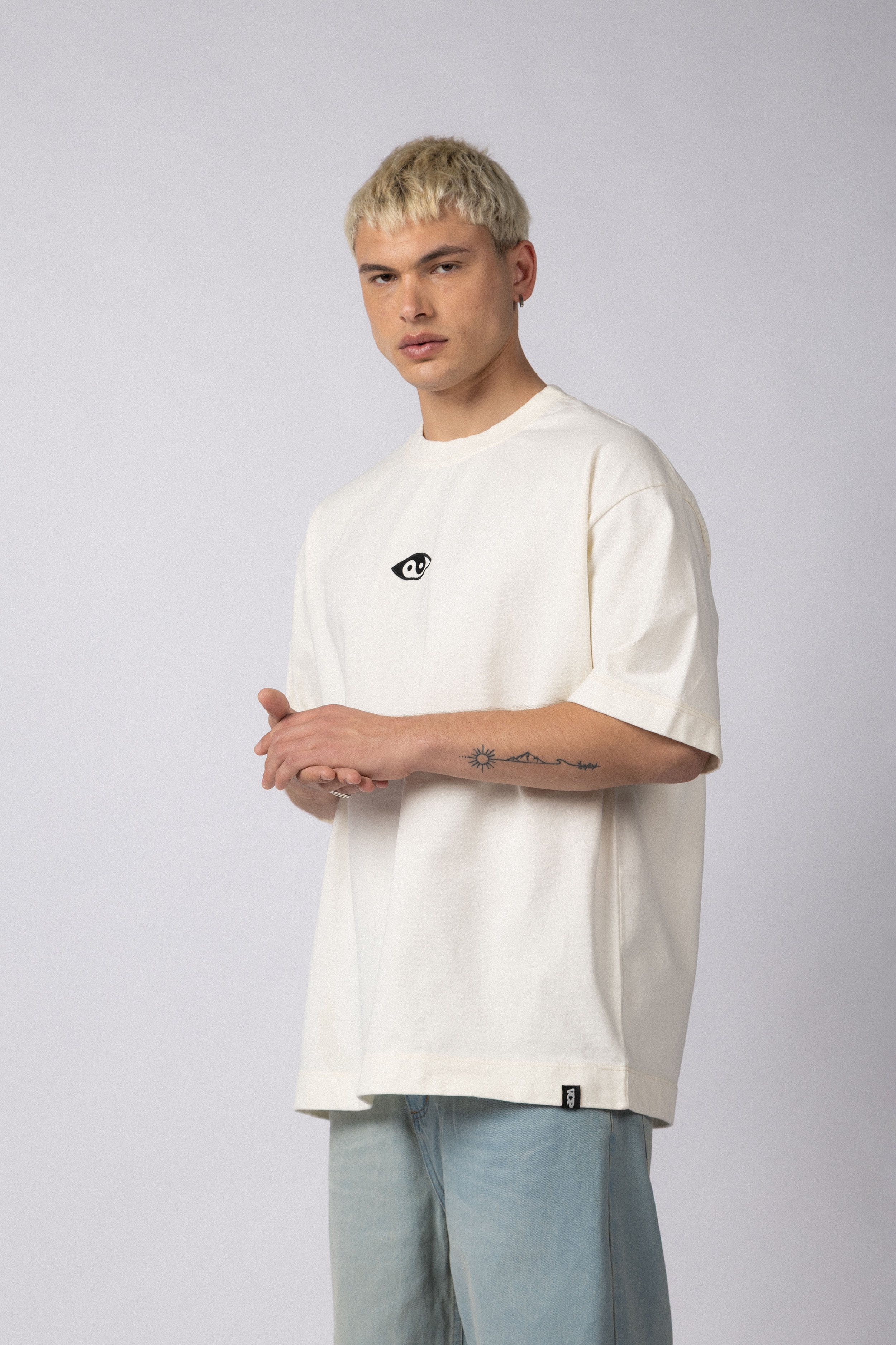 Remera Over GR View Crudo