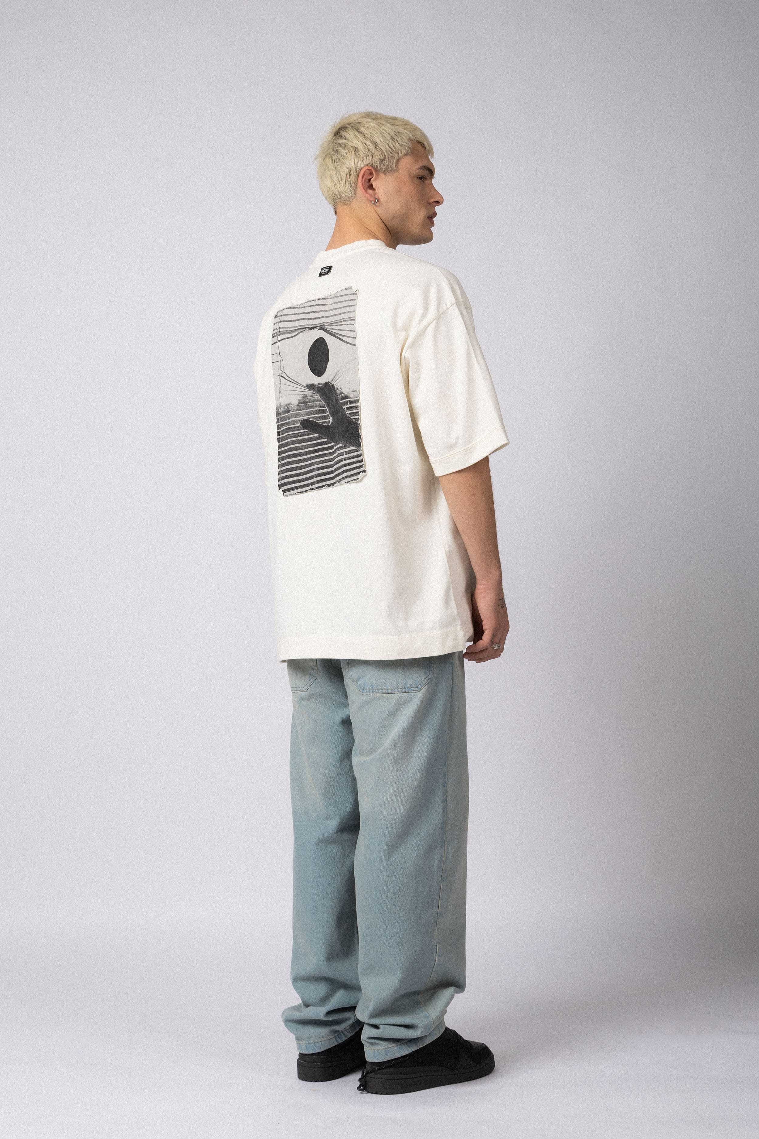 Remera Over GR View Crudo