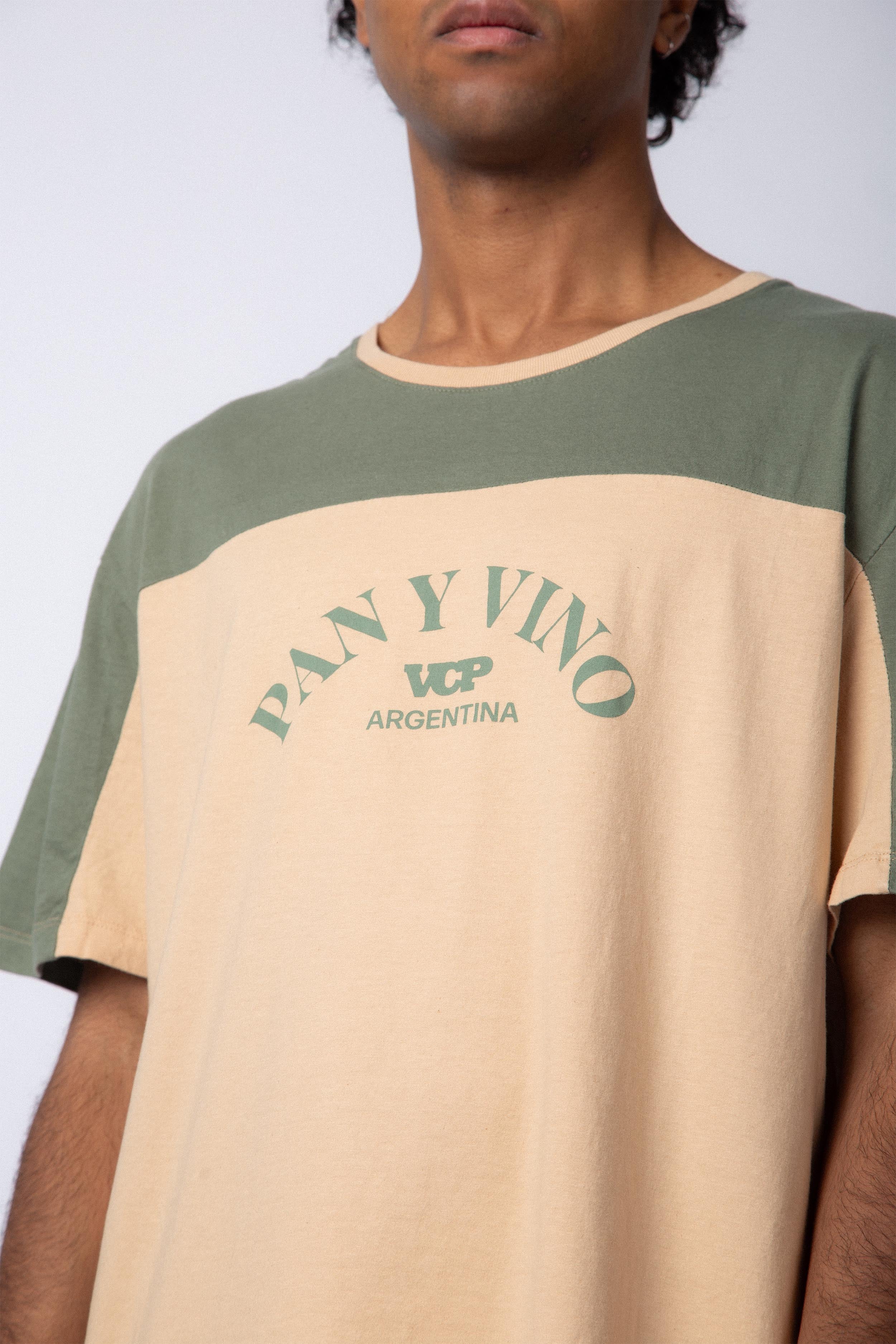 Remera DV Vinito Militar