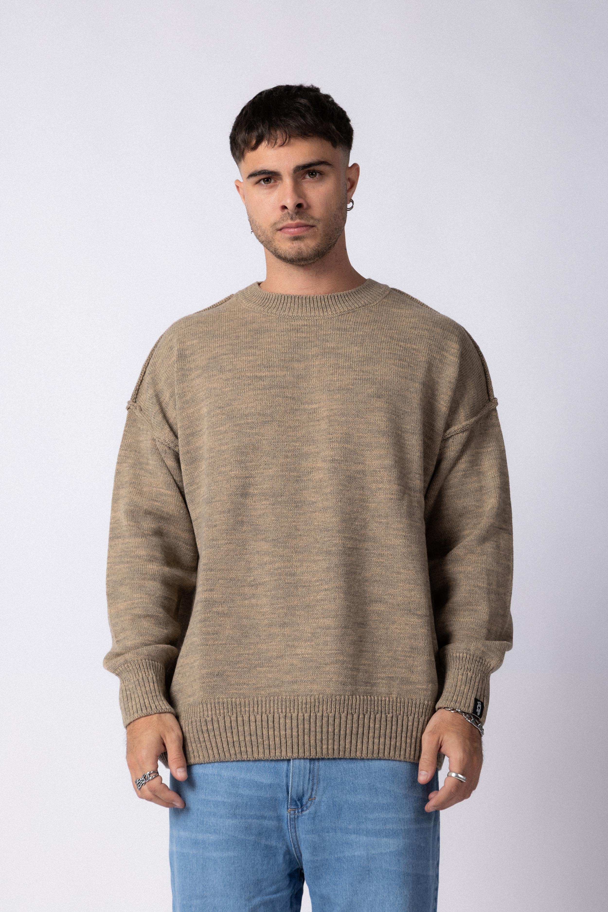 Sweater Over Zuri Vison