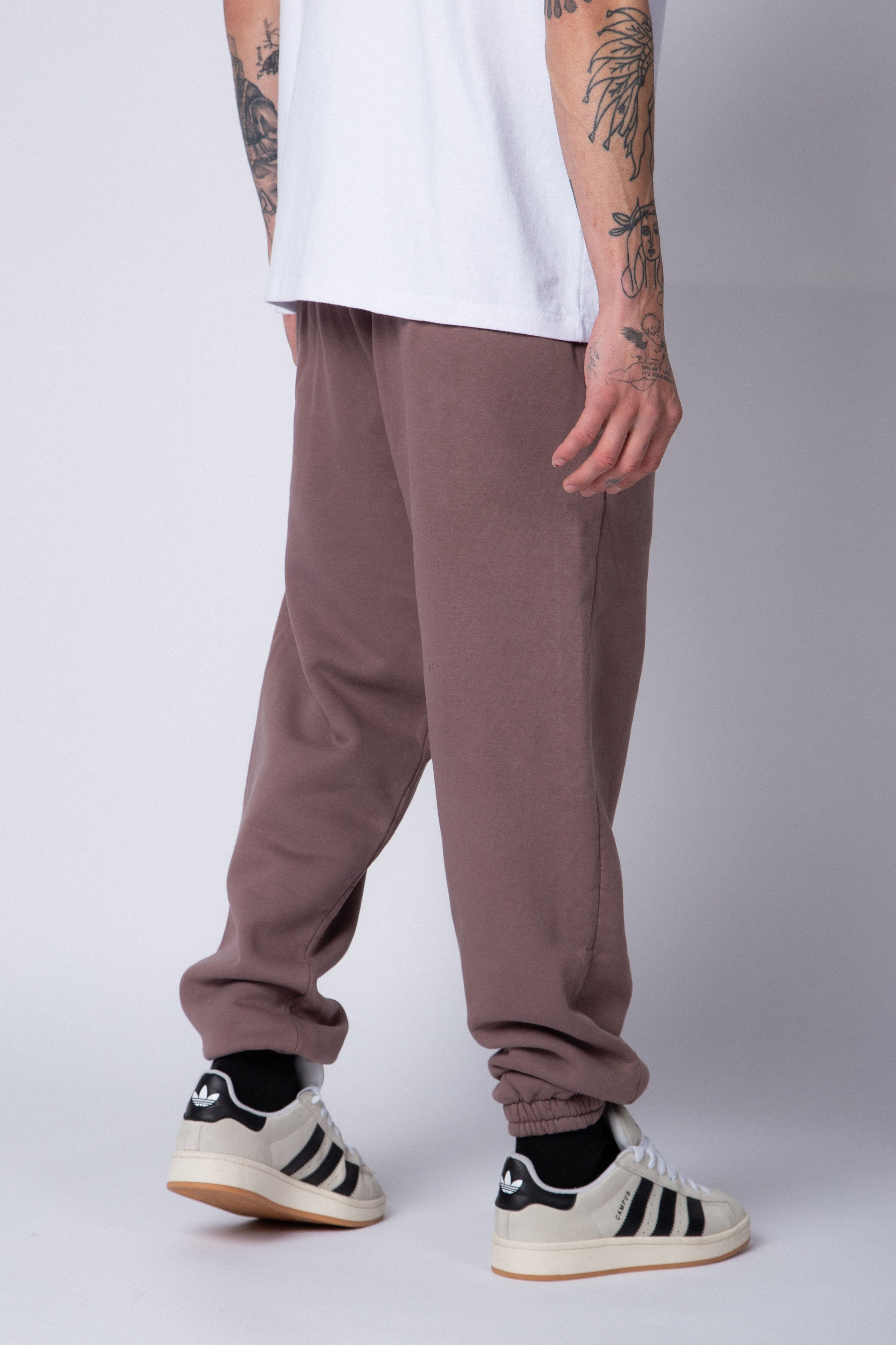 Jogger Over Jam Vison