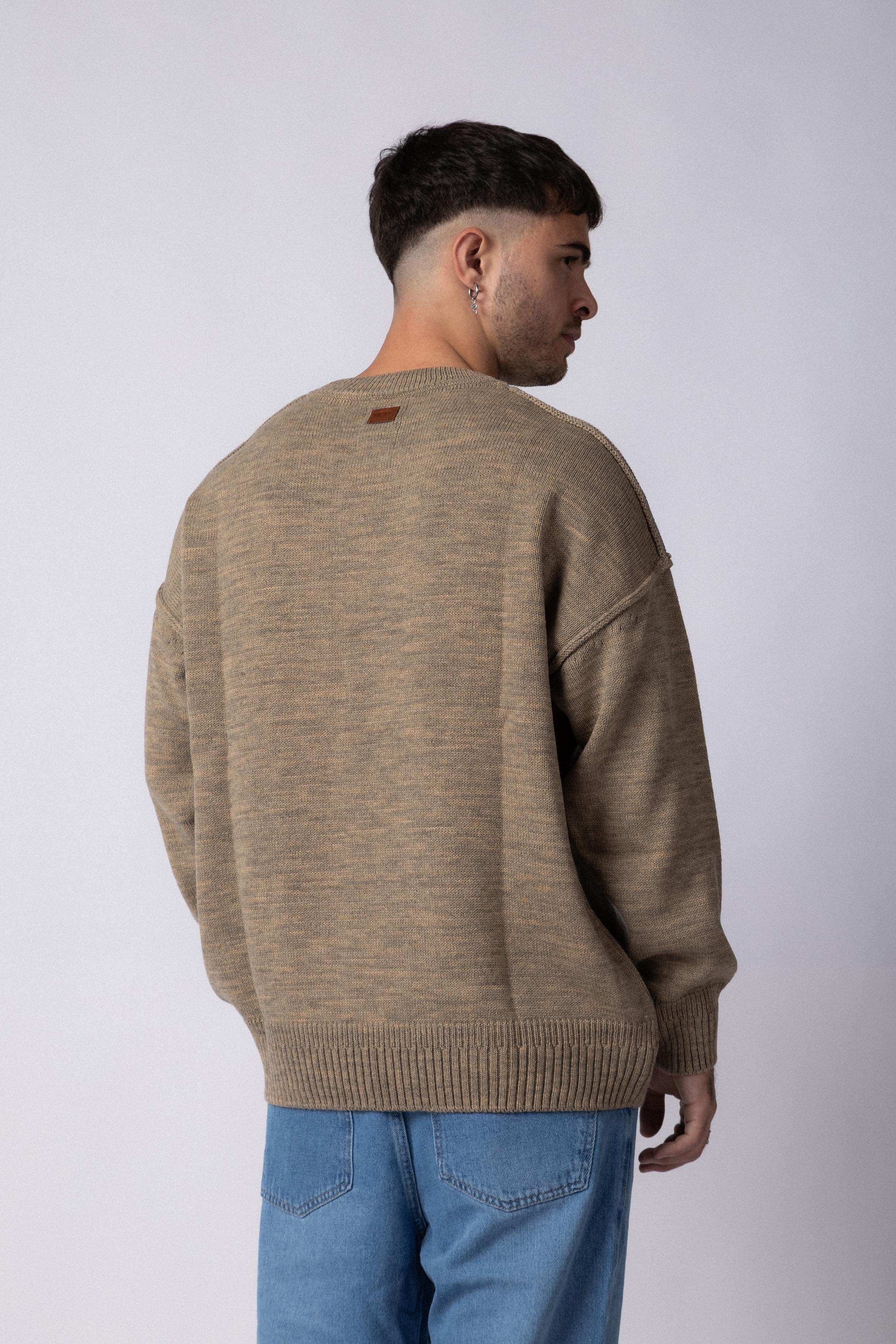 Sweater Over Zuri Vison