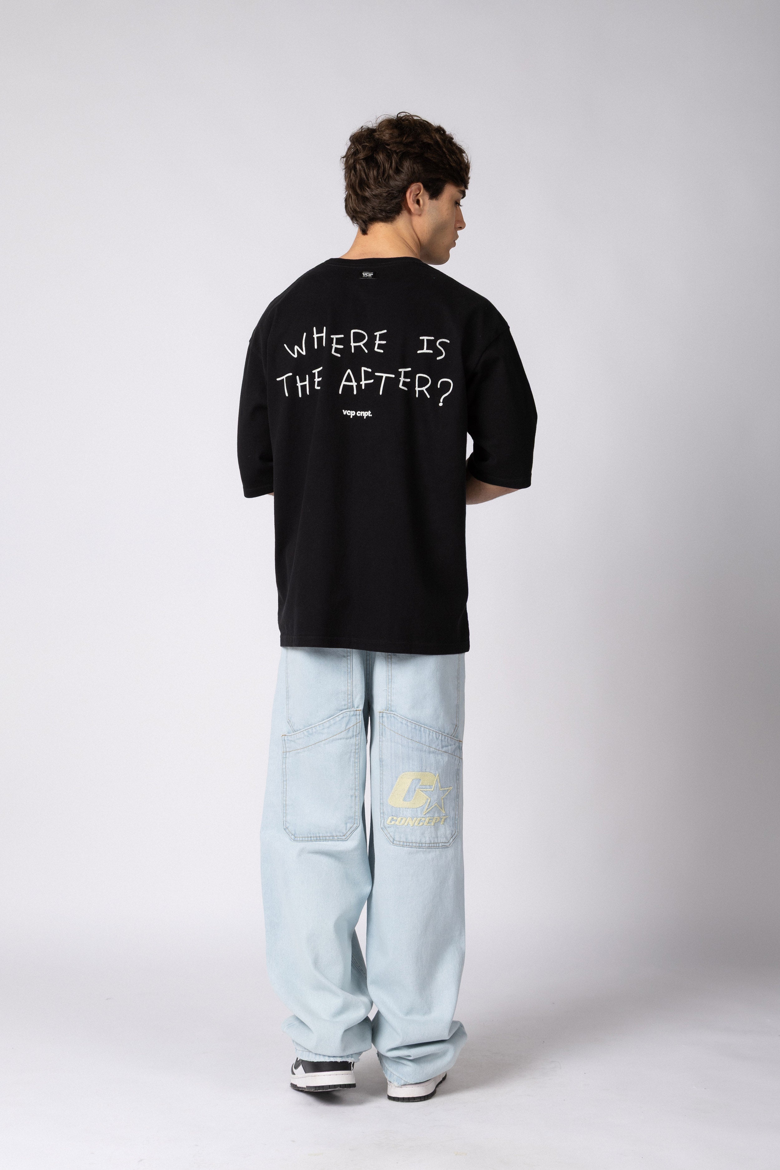 Remera Over Rhy Where Negra