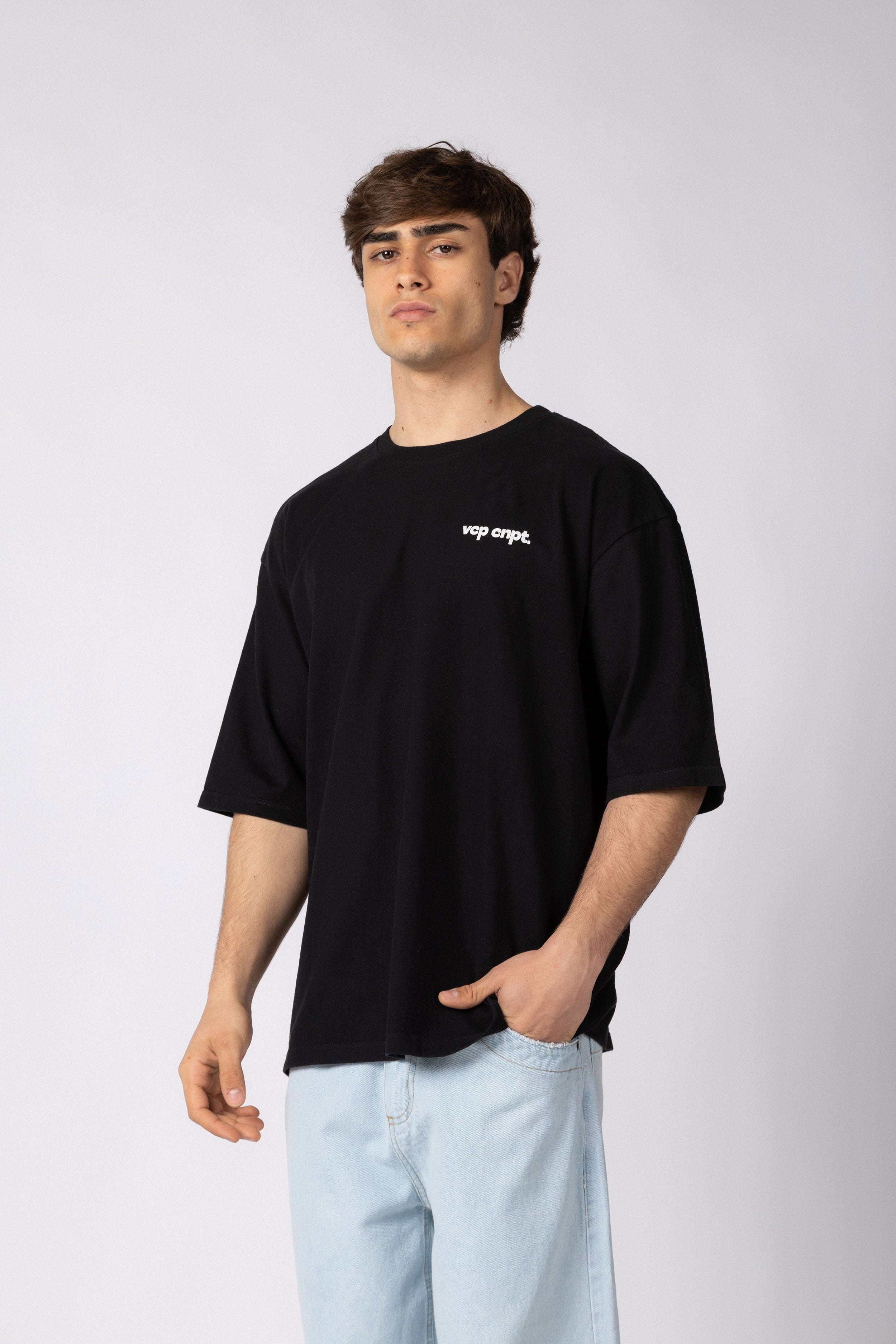 Remera Over Rhy Where Negra