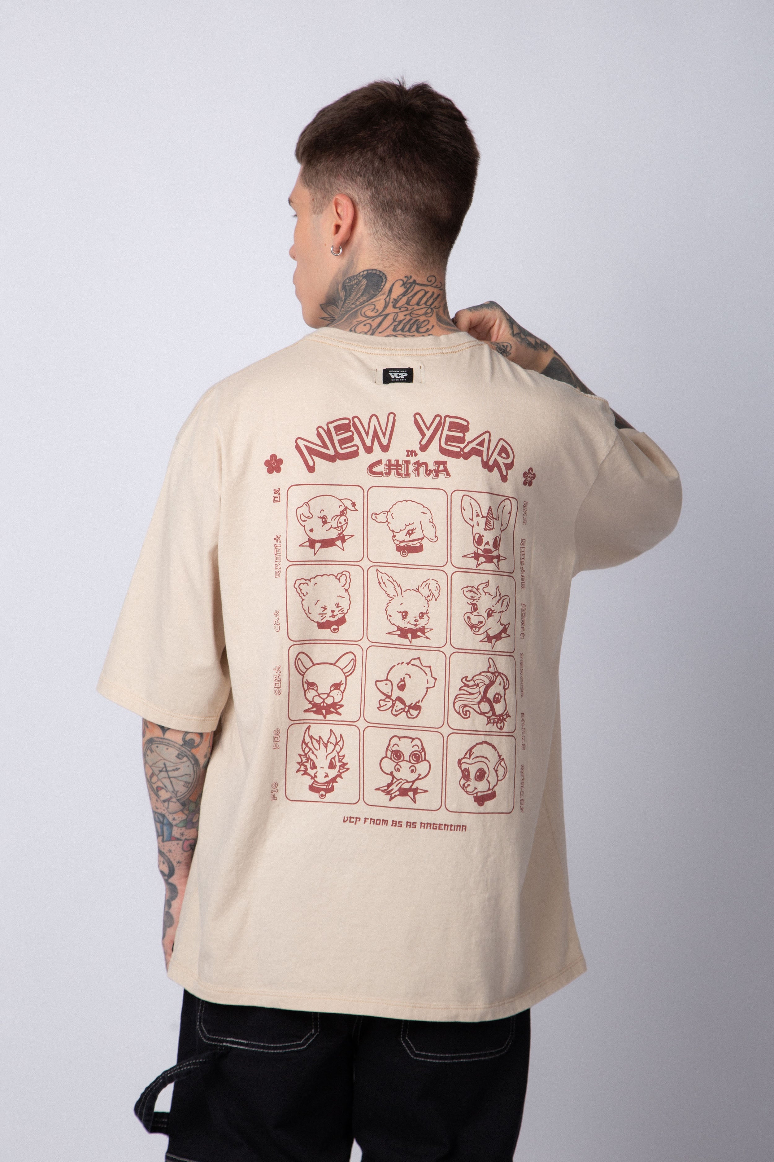 Remera Over Taz Year Arena