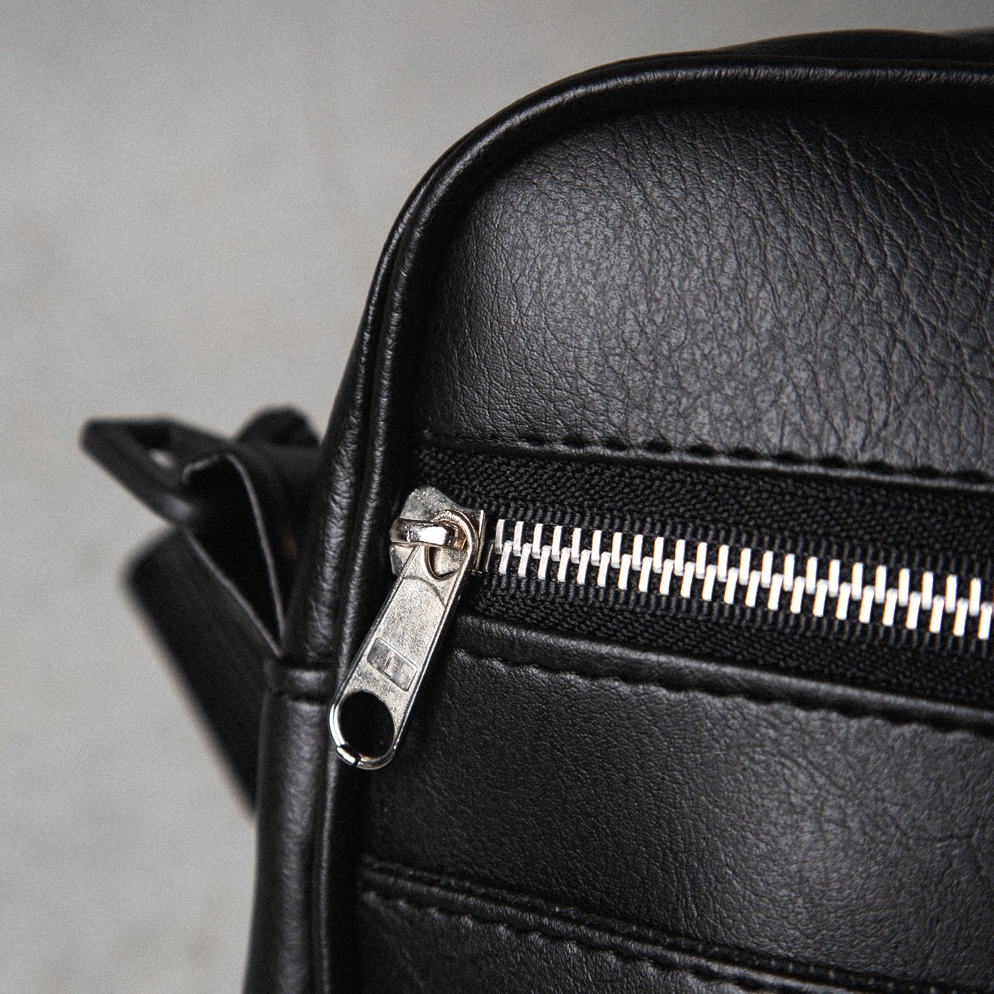 Mini Morral PU Negro