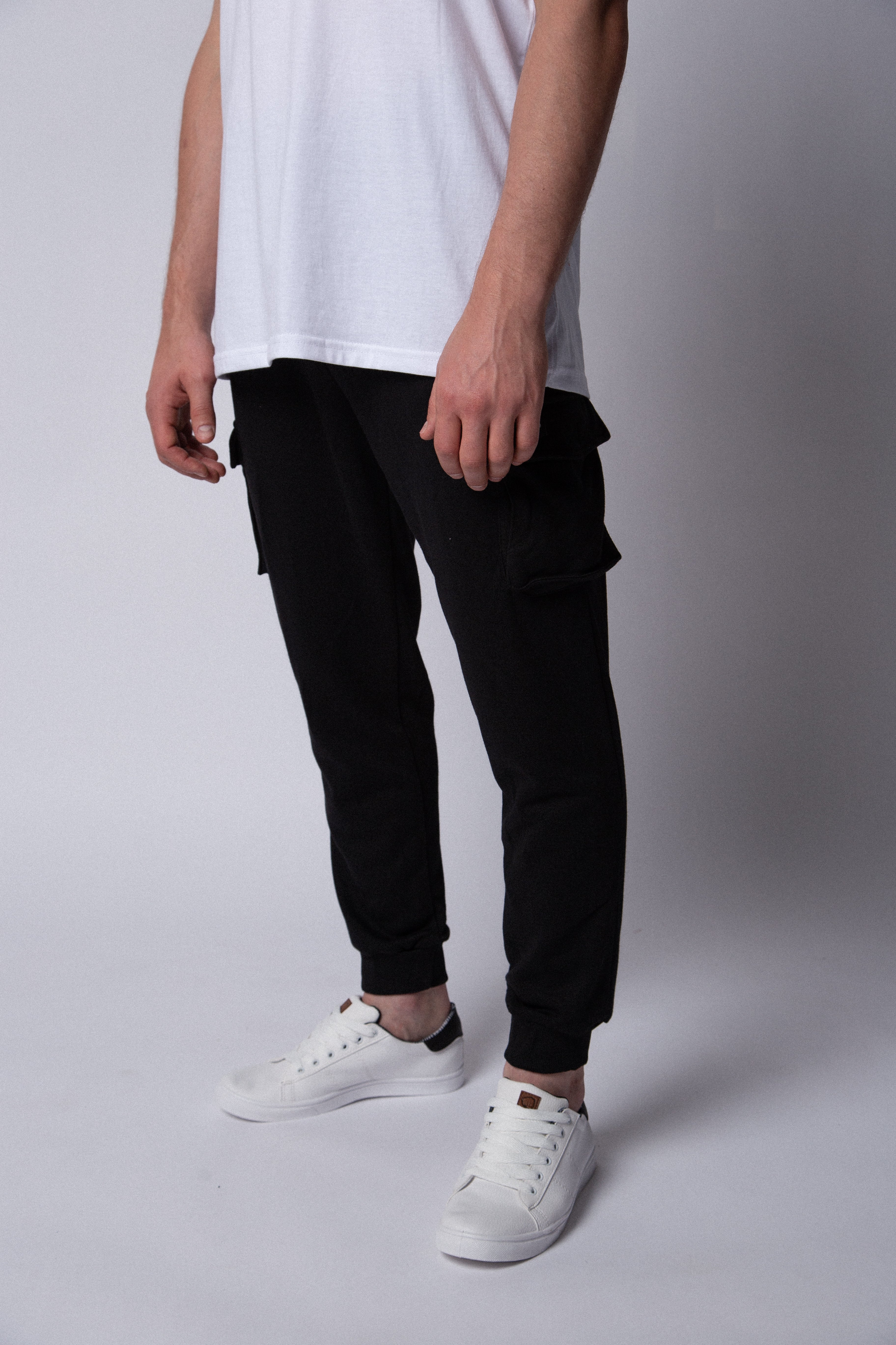 Jogger Cargo Joss Negro