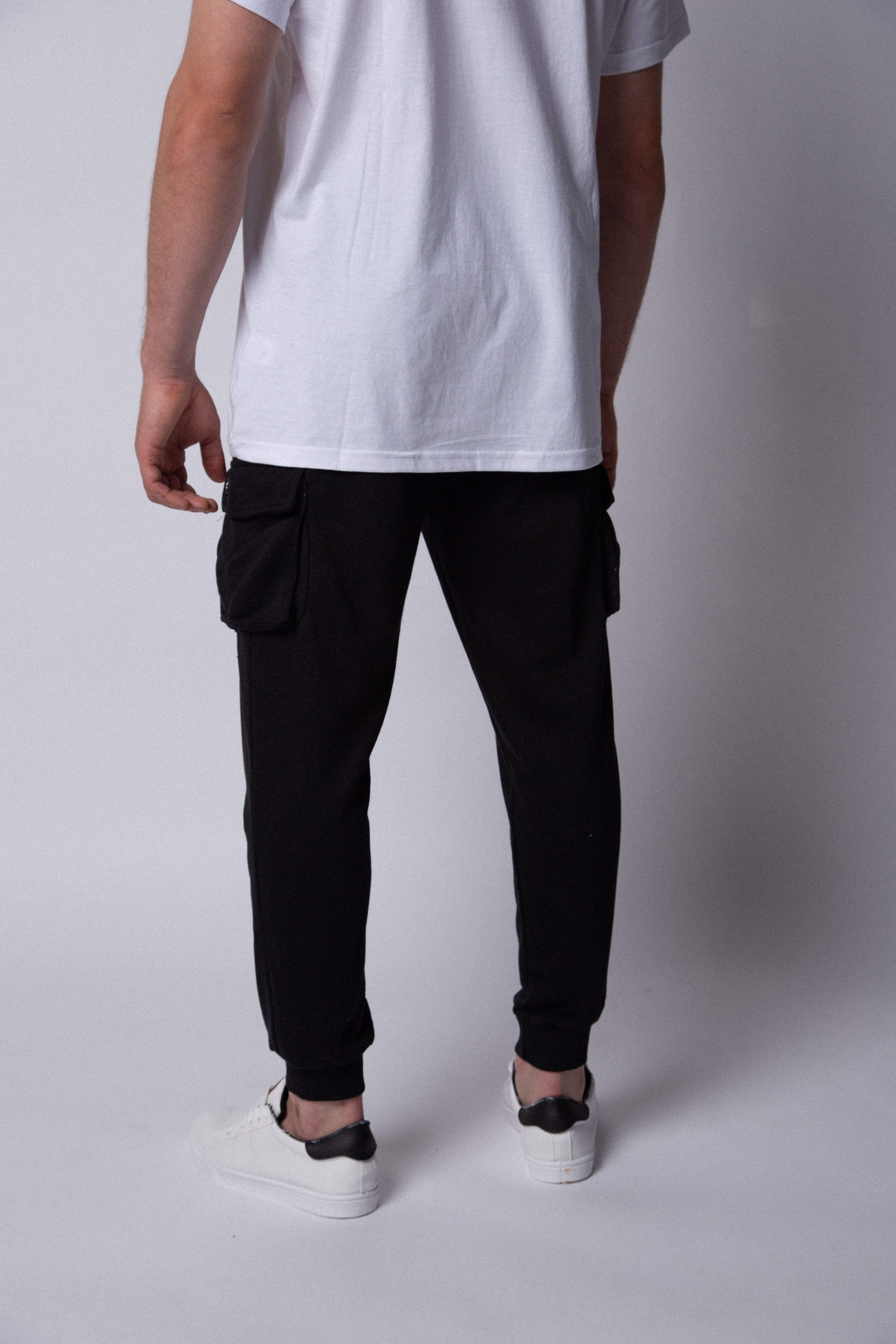 Jogger Cargo Joss Negro