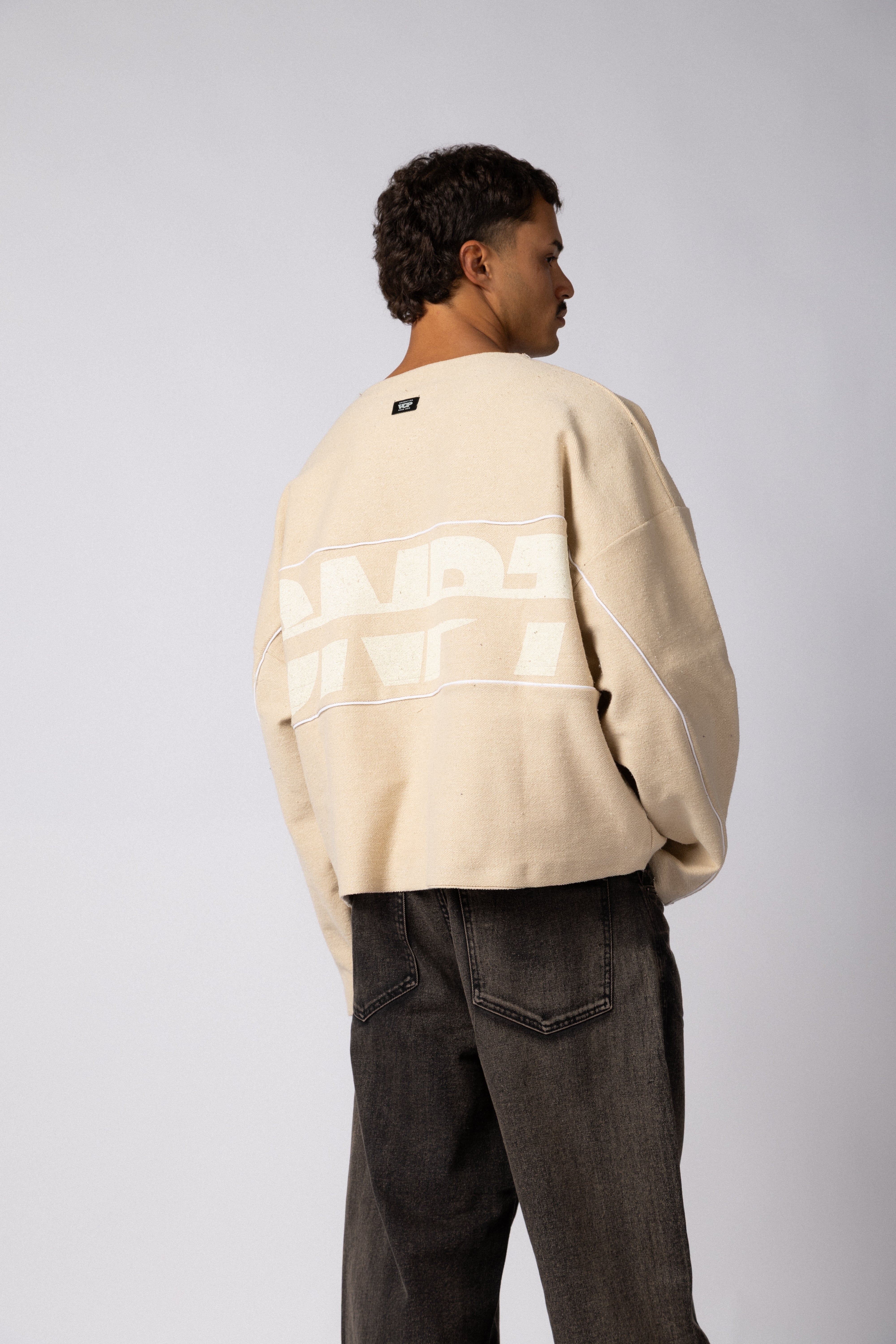 Buzo Brut Layer Arena