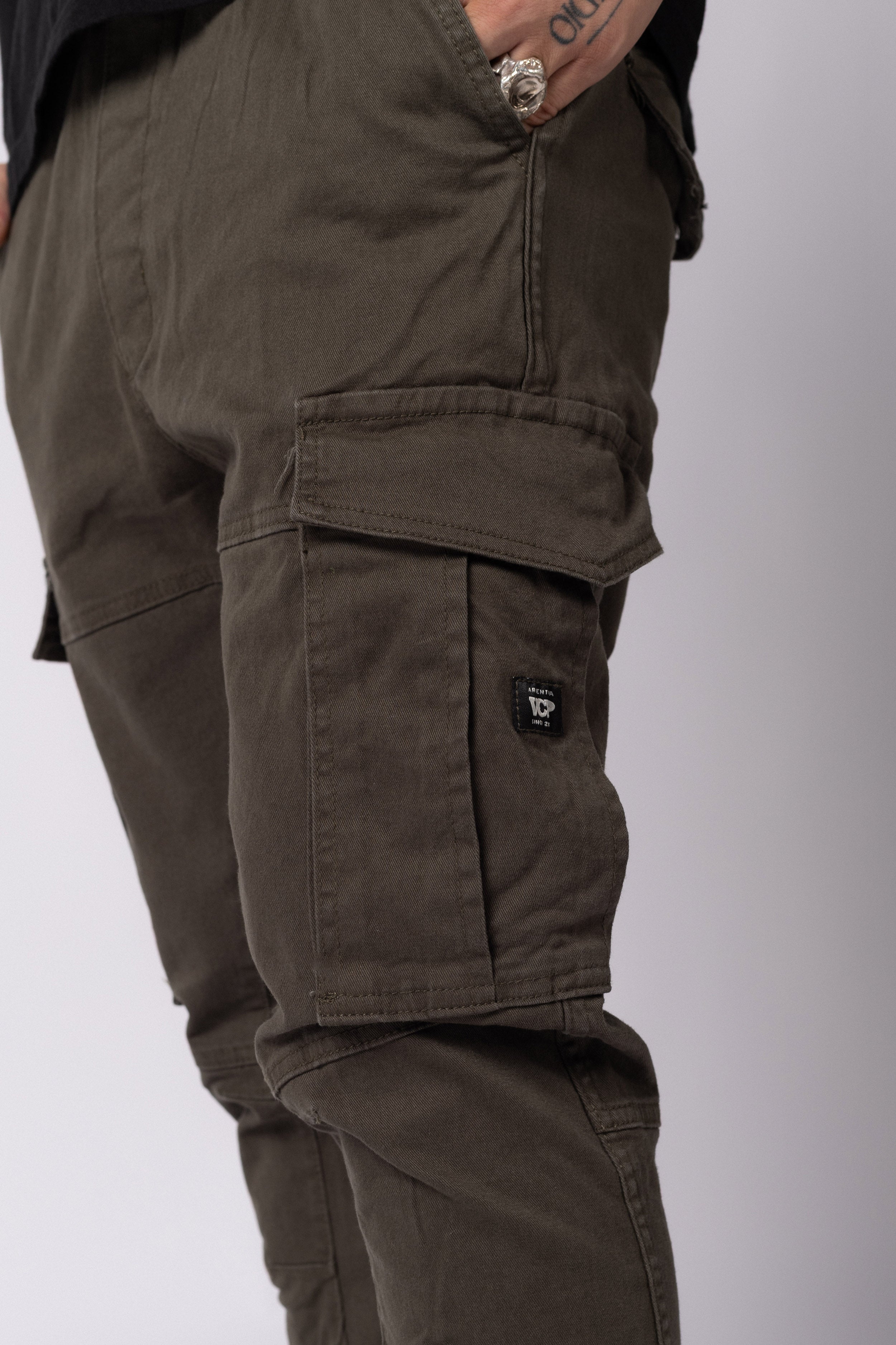 Jogger Cargo Comet Militar