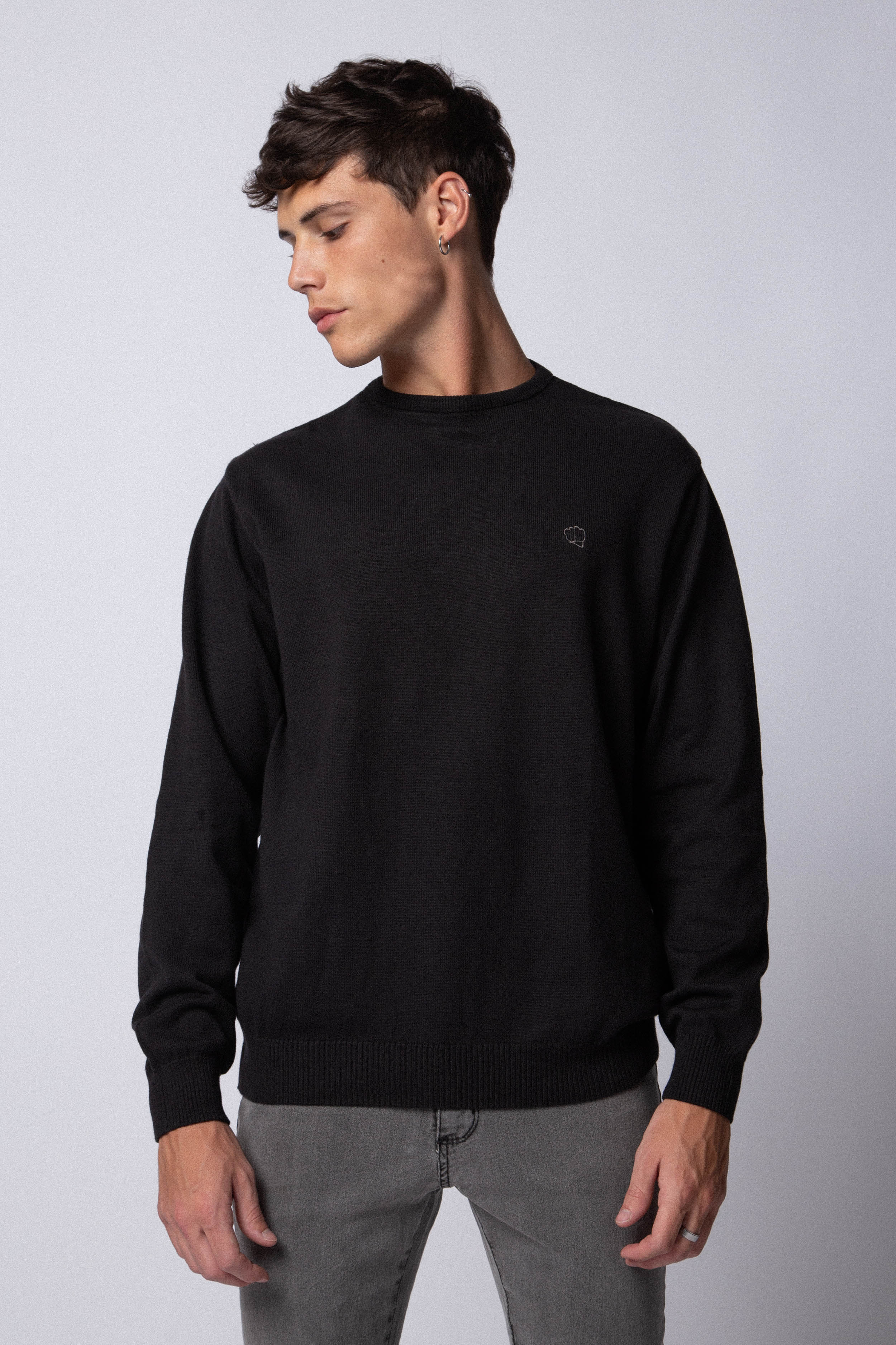Sweater Basic Negro
