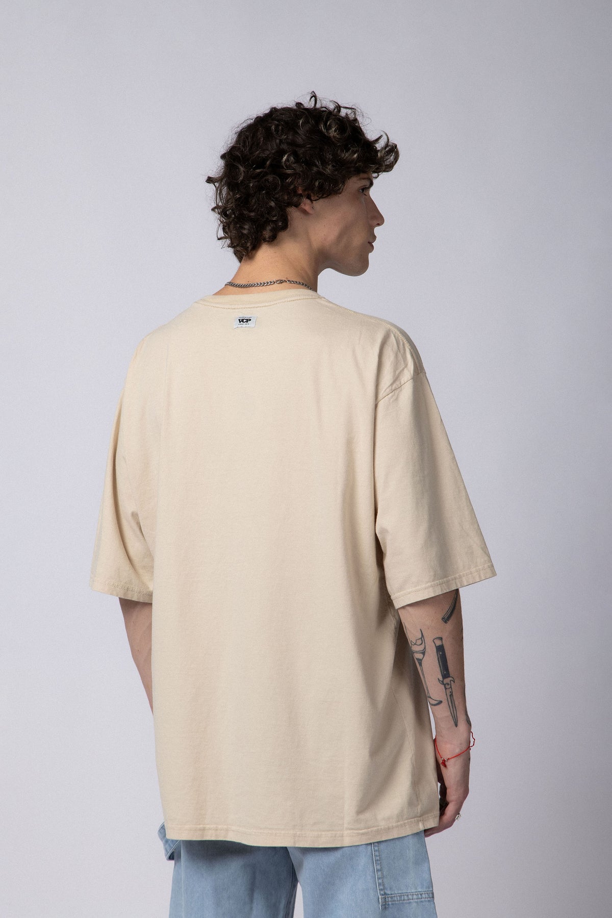 Remera Over Theo Arena