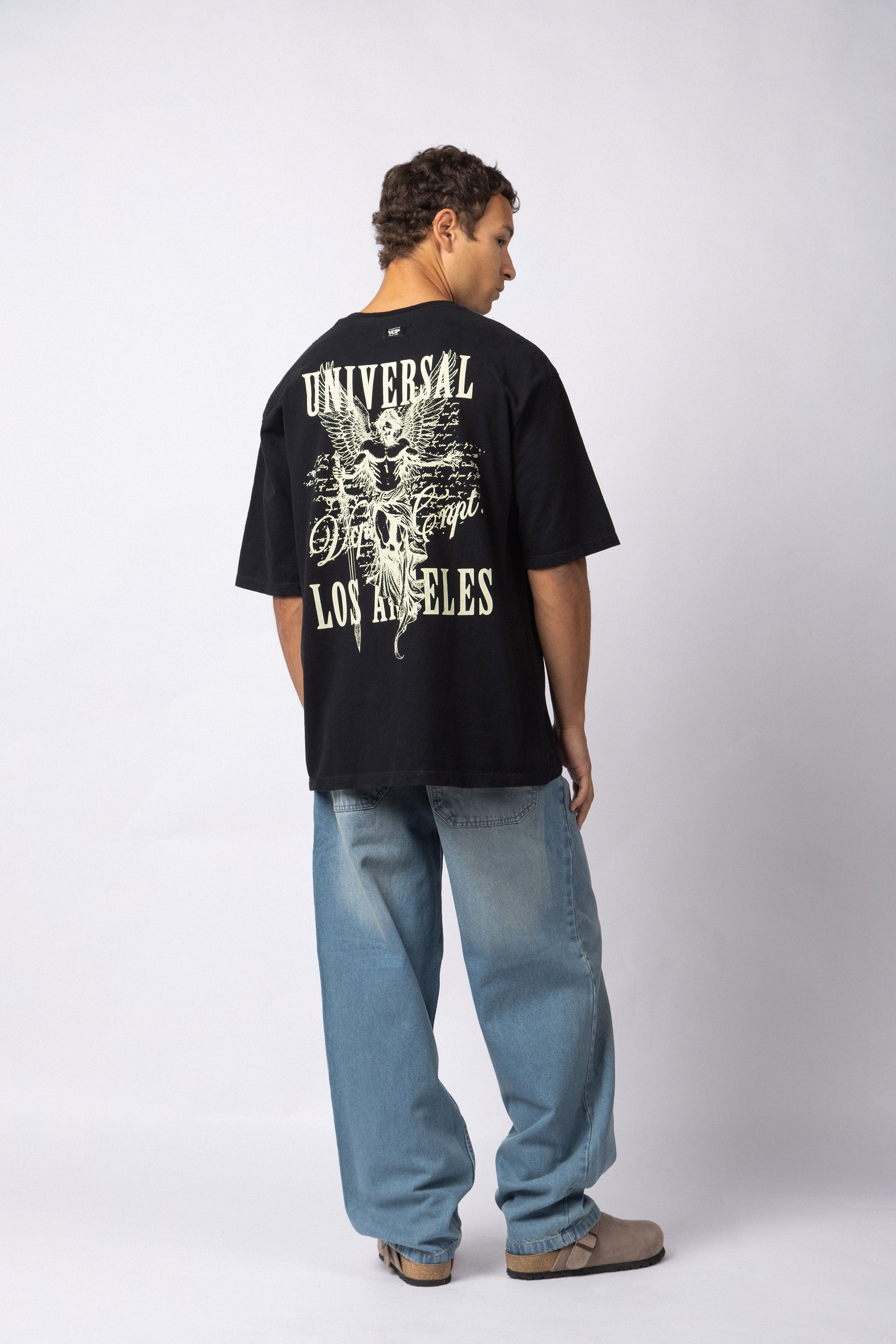 Remera Over Rhy Angeles Negra