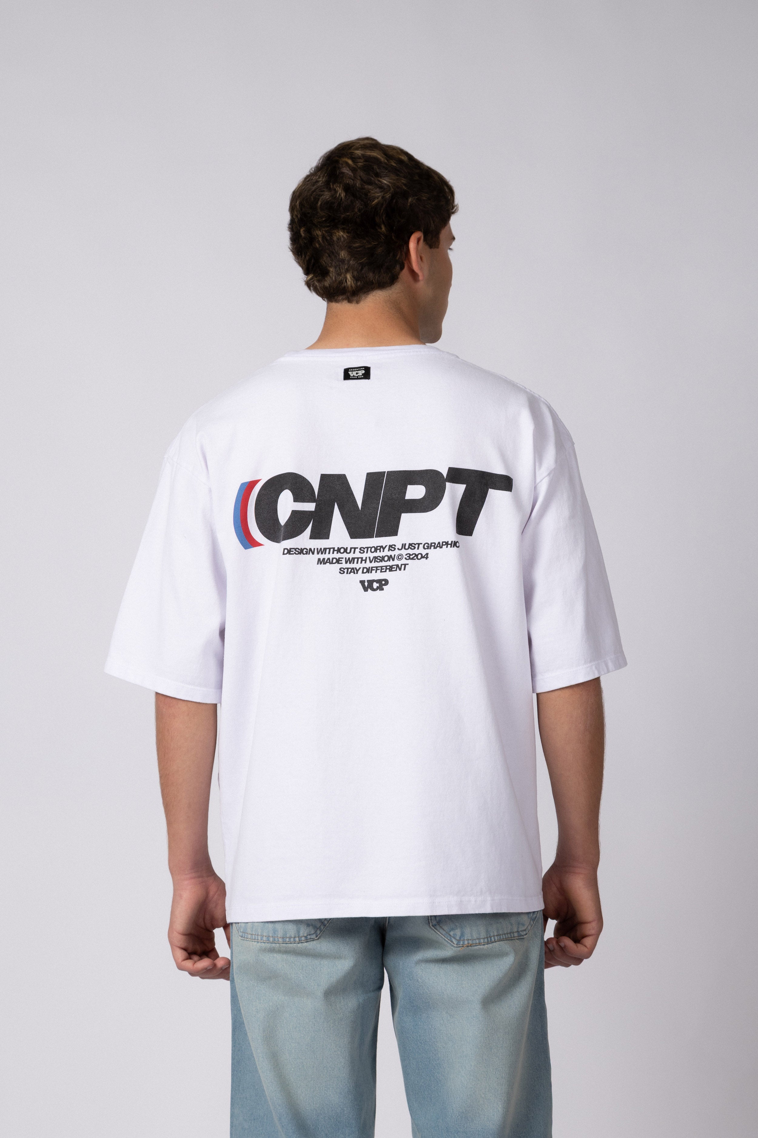 Remera Over Rhy Apex Blanca