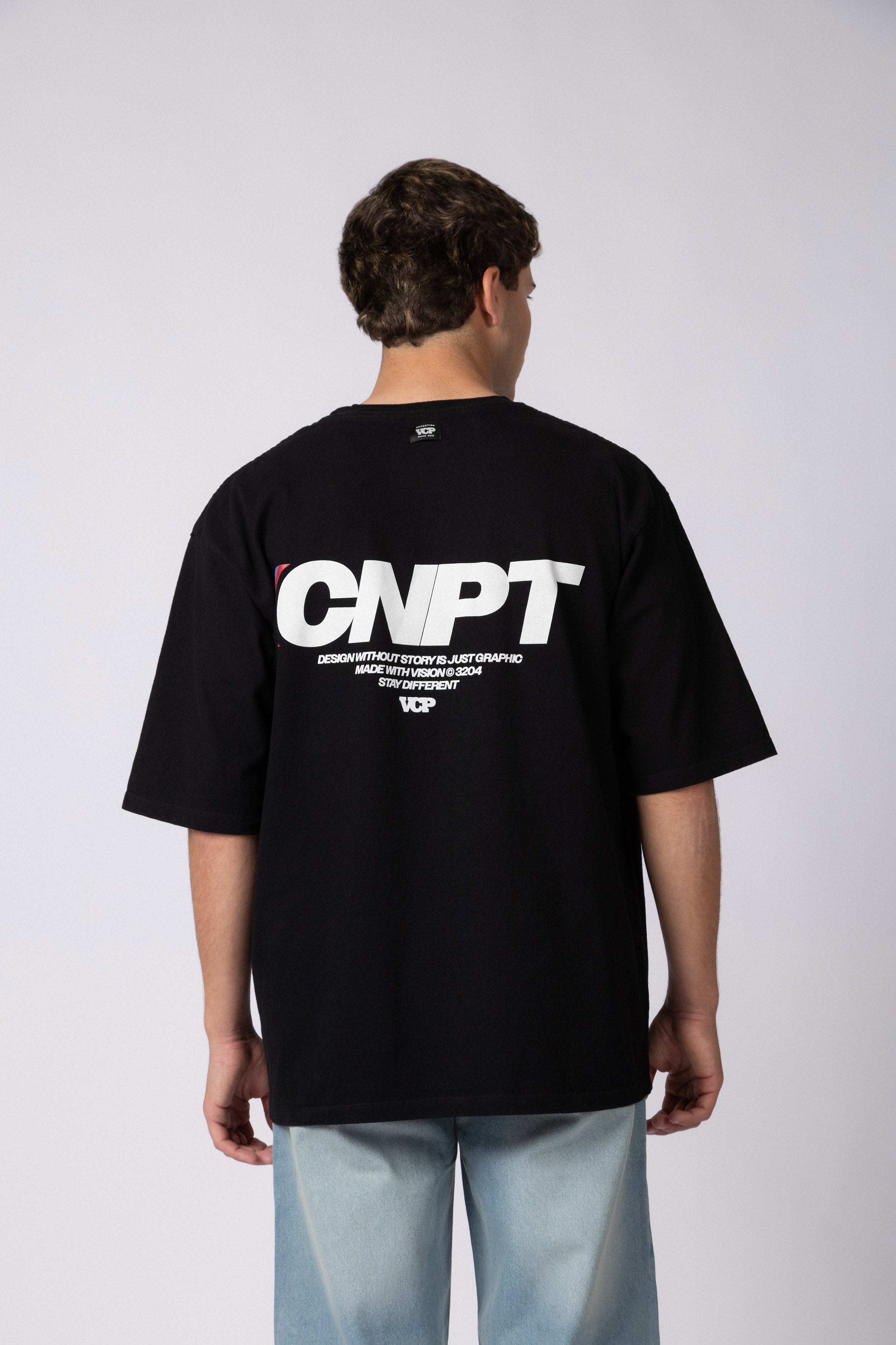 Remera Over Rhy Apex Negra