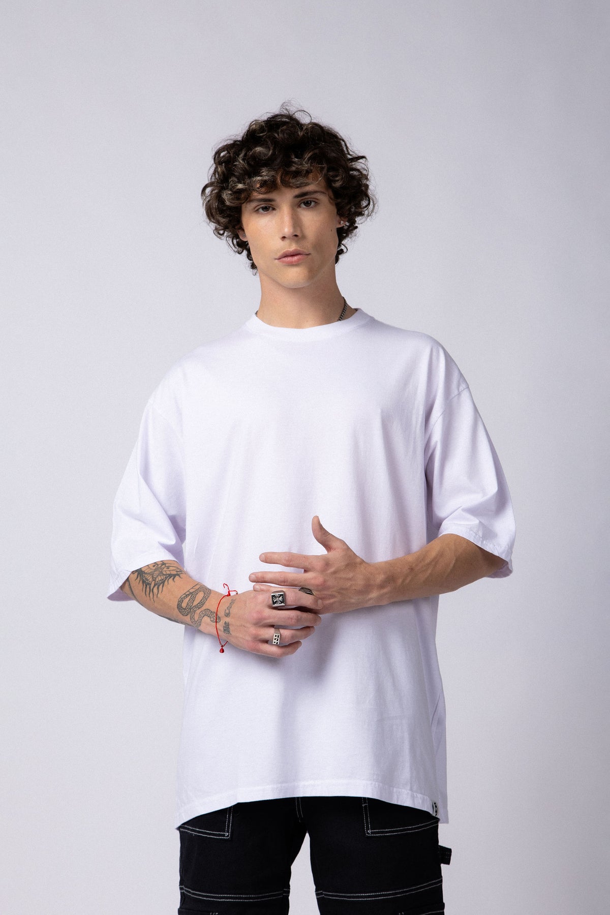 Remera Over Theo Blanca