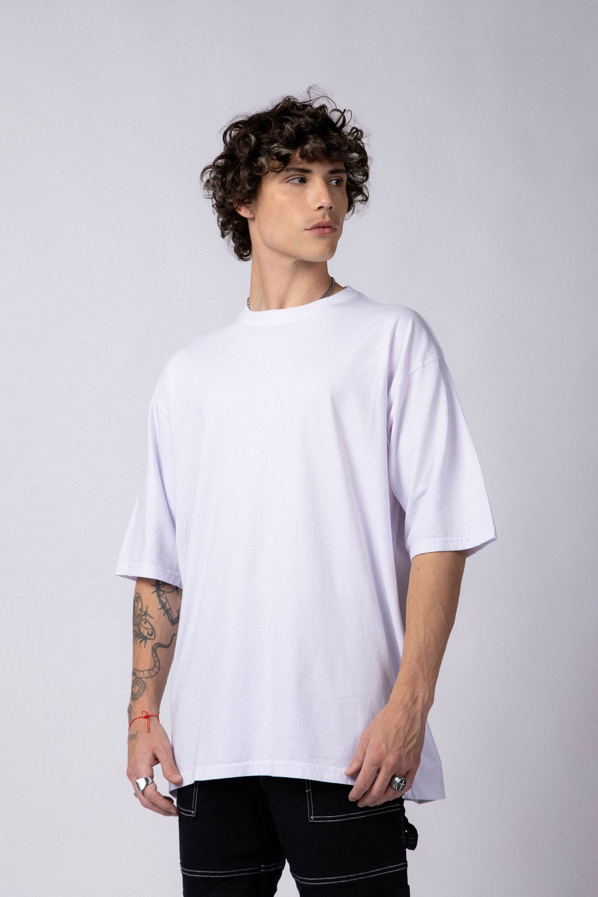 Remera Over Theo Blanca