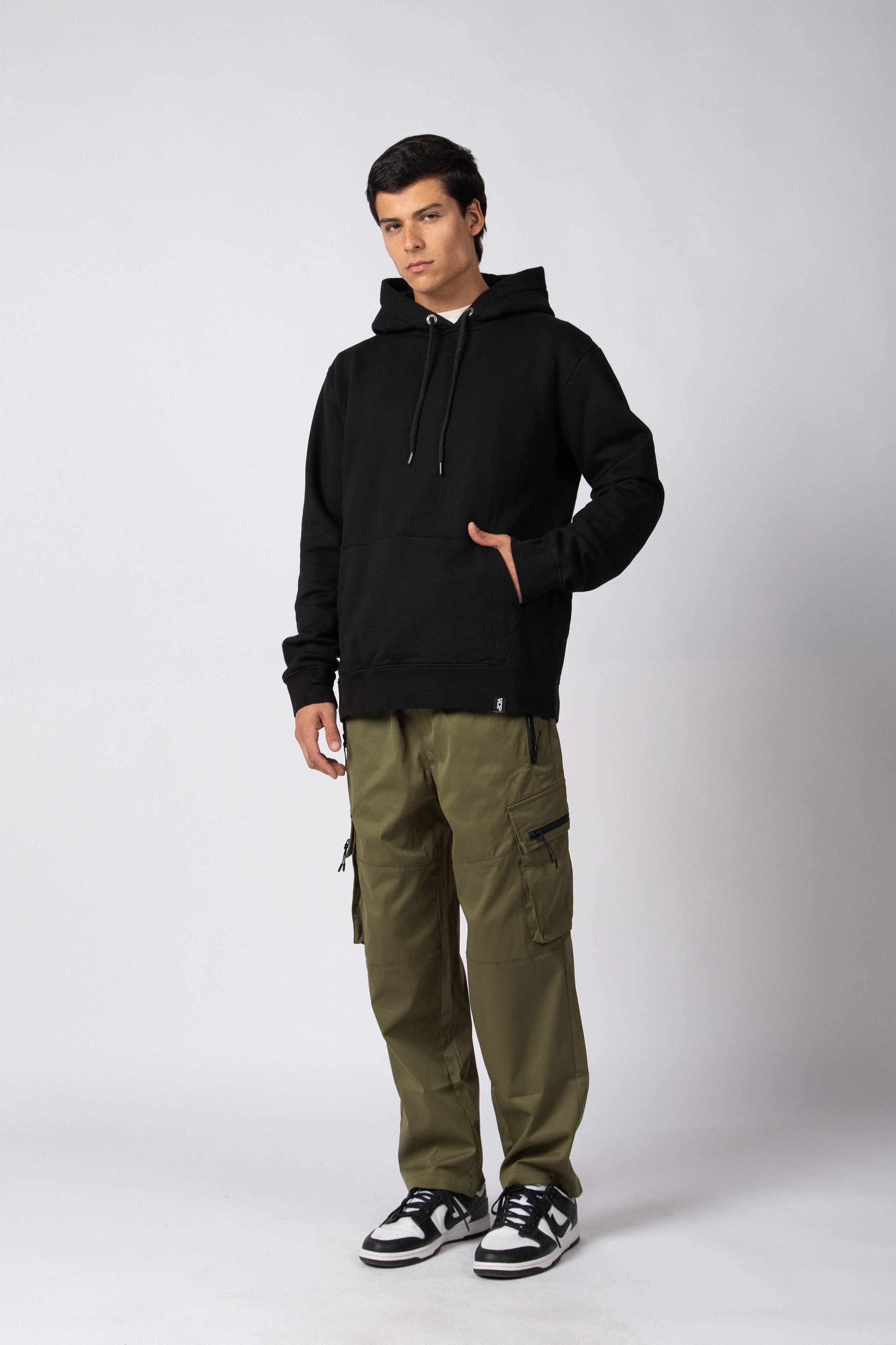 Buzo Canguro Dew Negro