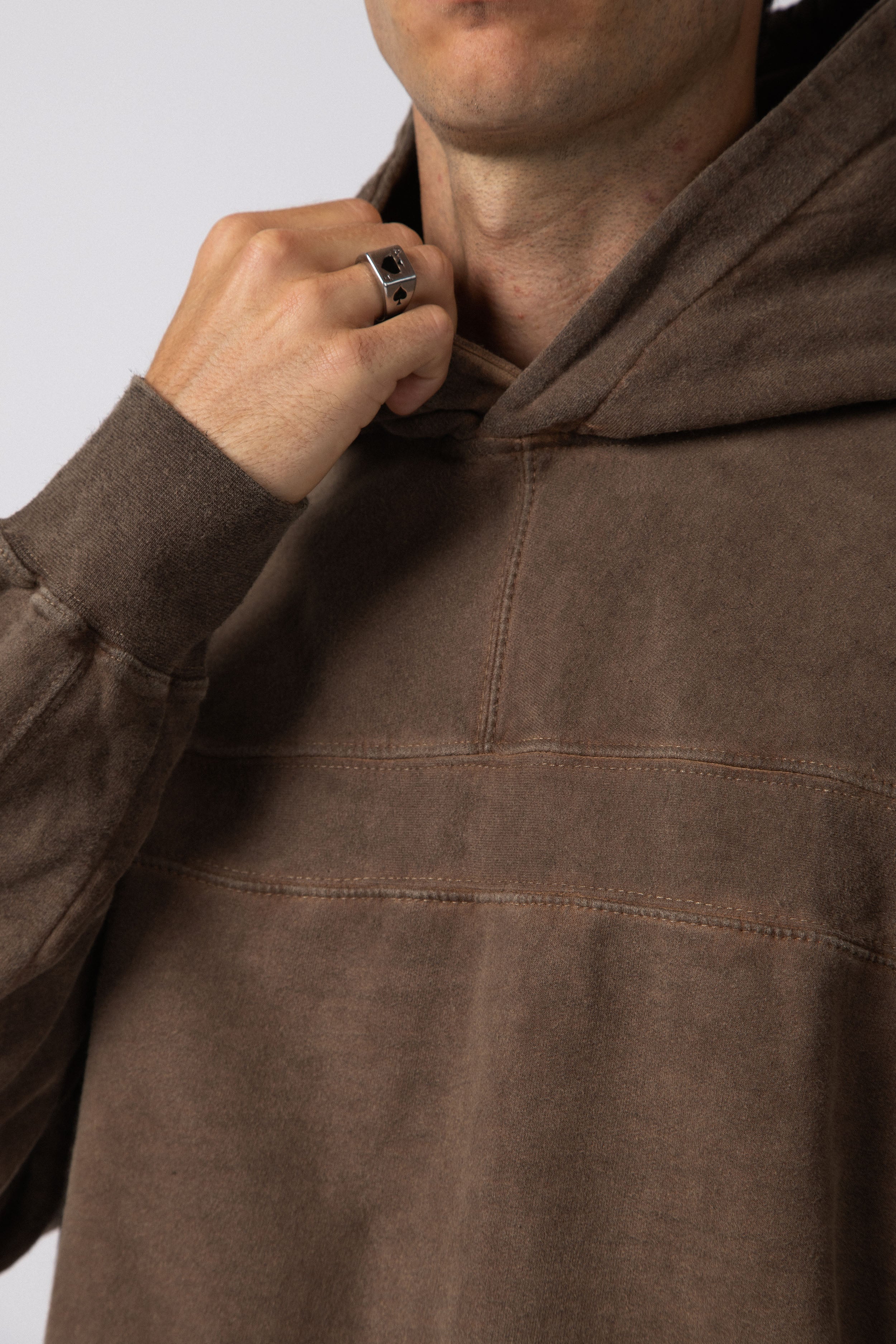 Buzo Canguro Over Alt Choco