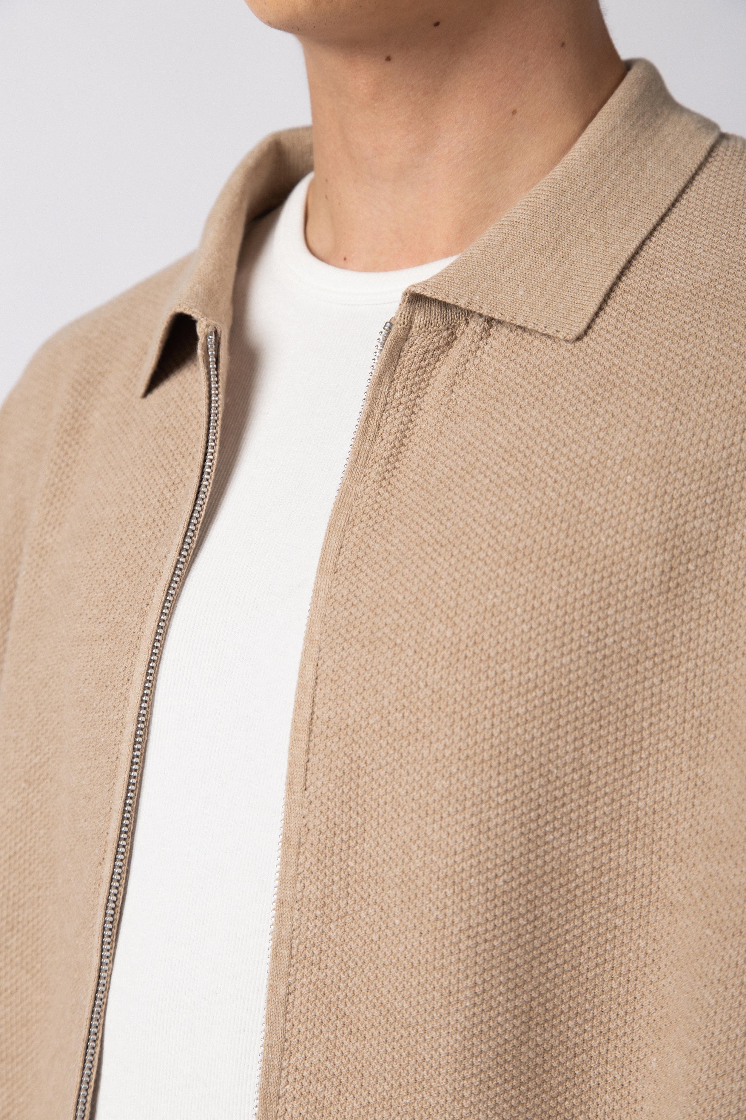 Chomba Tejida Rover Beige (c/ cierre)