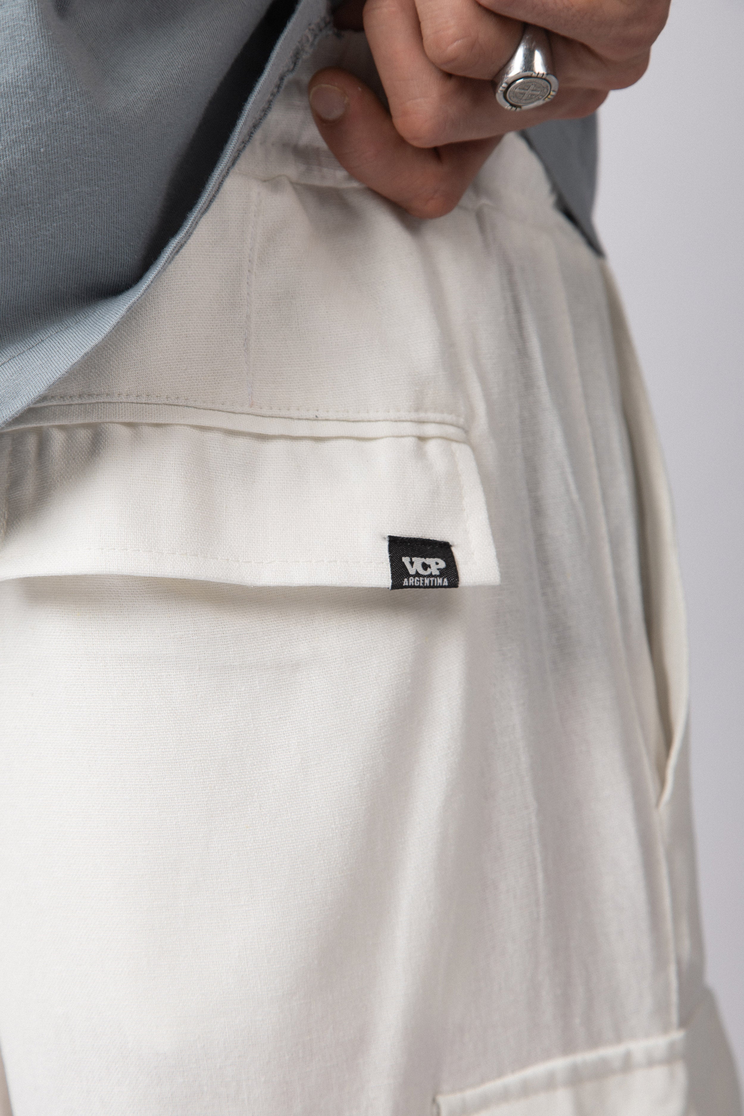 Bermuda Lino Cargo Yuno Blanca