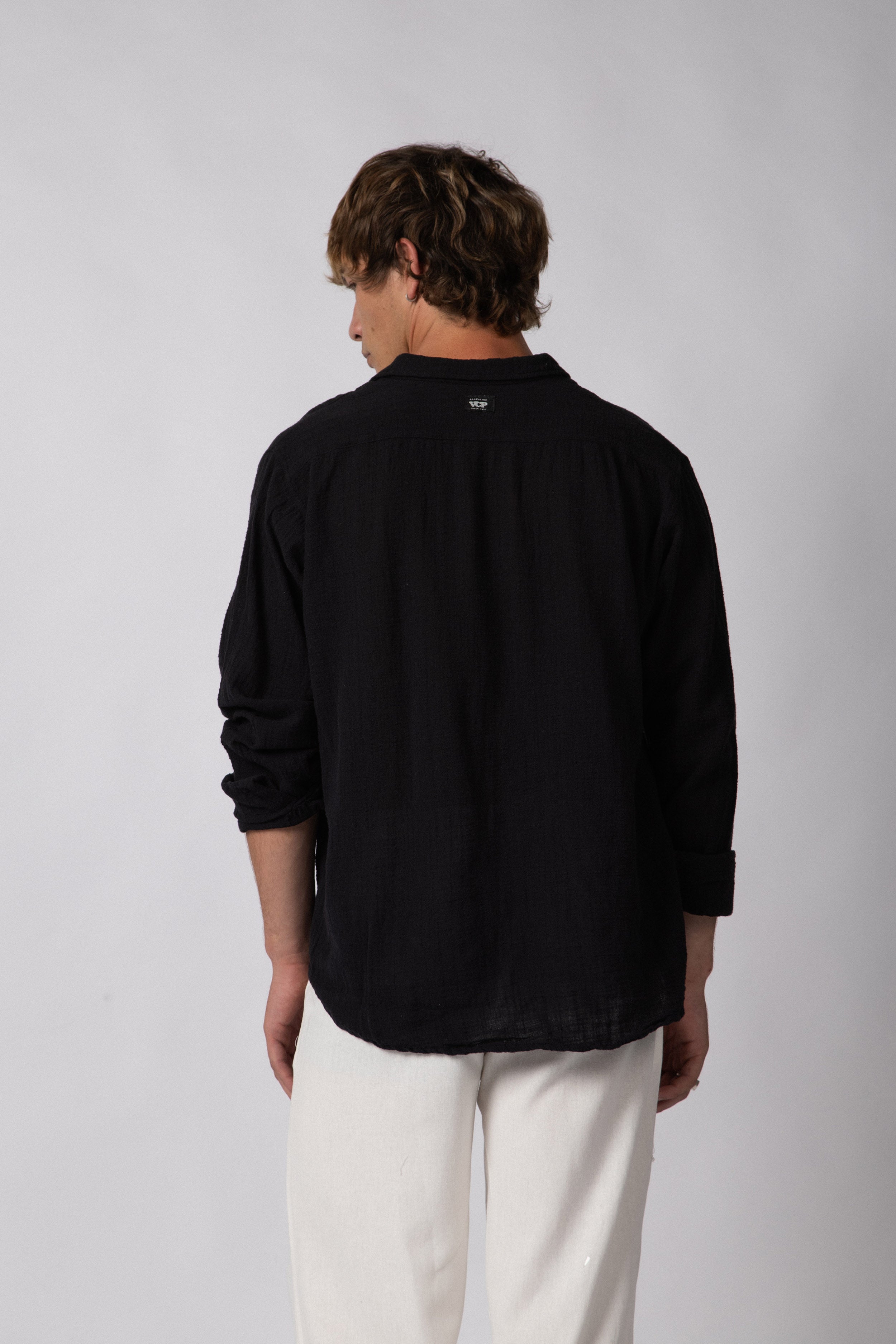 Camisa Manga Larga Lino Zen Negra