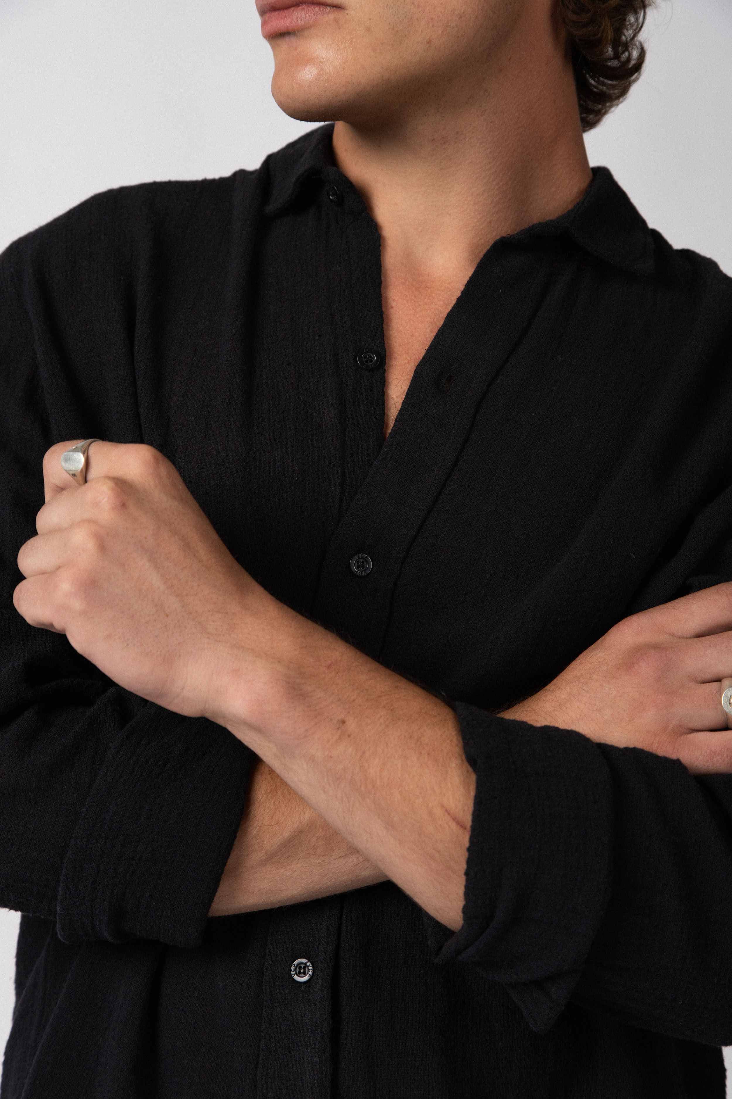 Camisa Manga Larga Lino Zen Negra