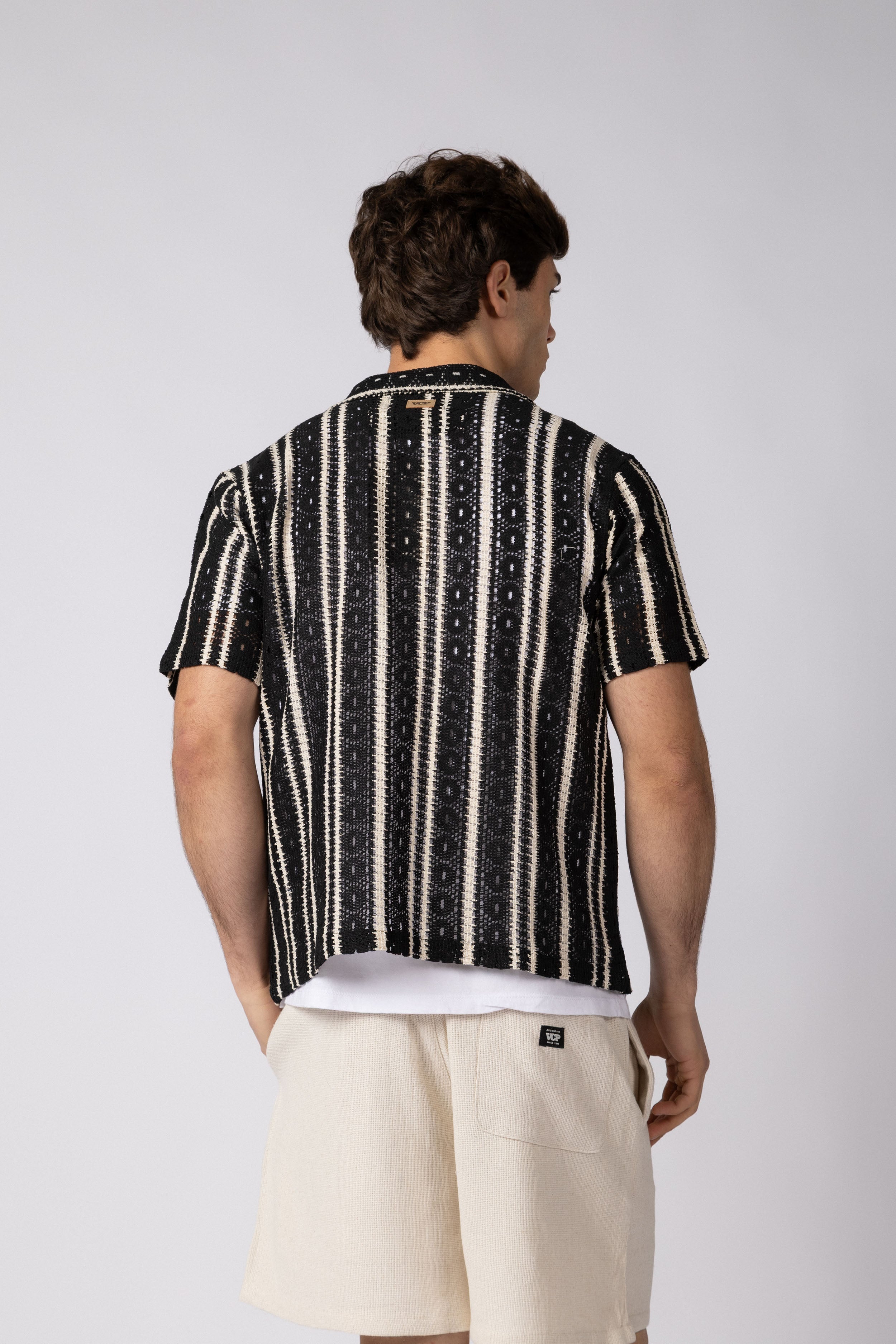 Camisa Manga Corta Crochet Steam Negra