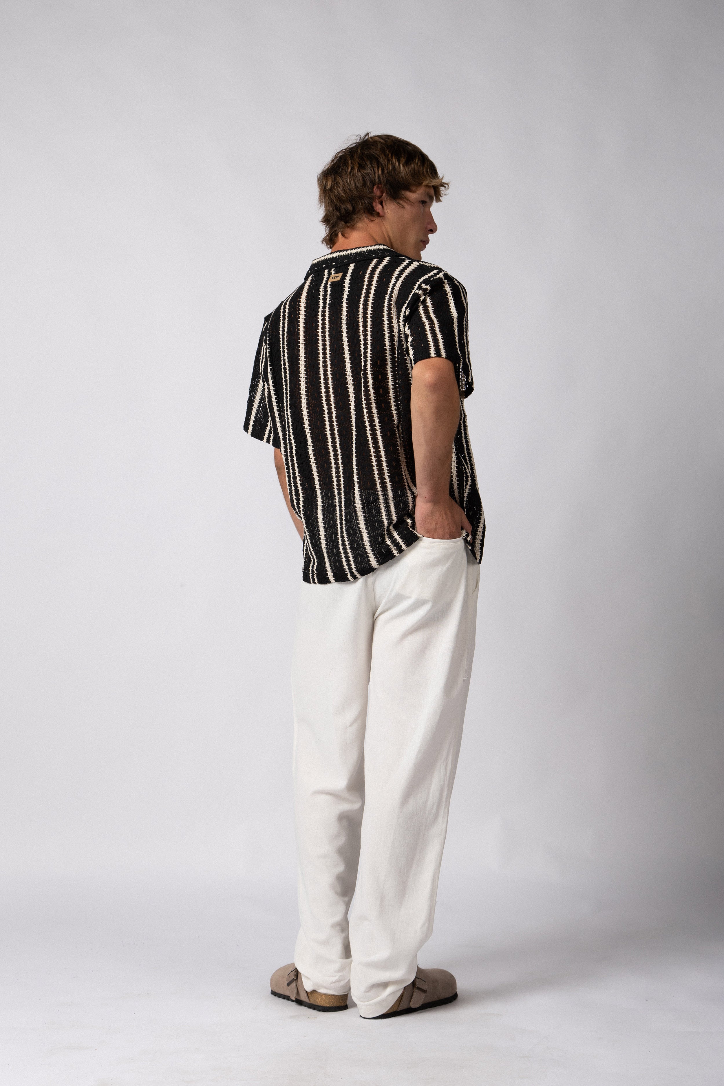 Camisa Manga Corta Crochet Steam Negra